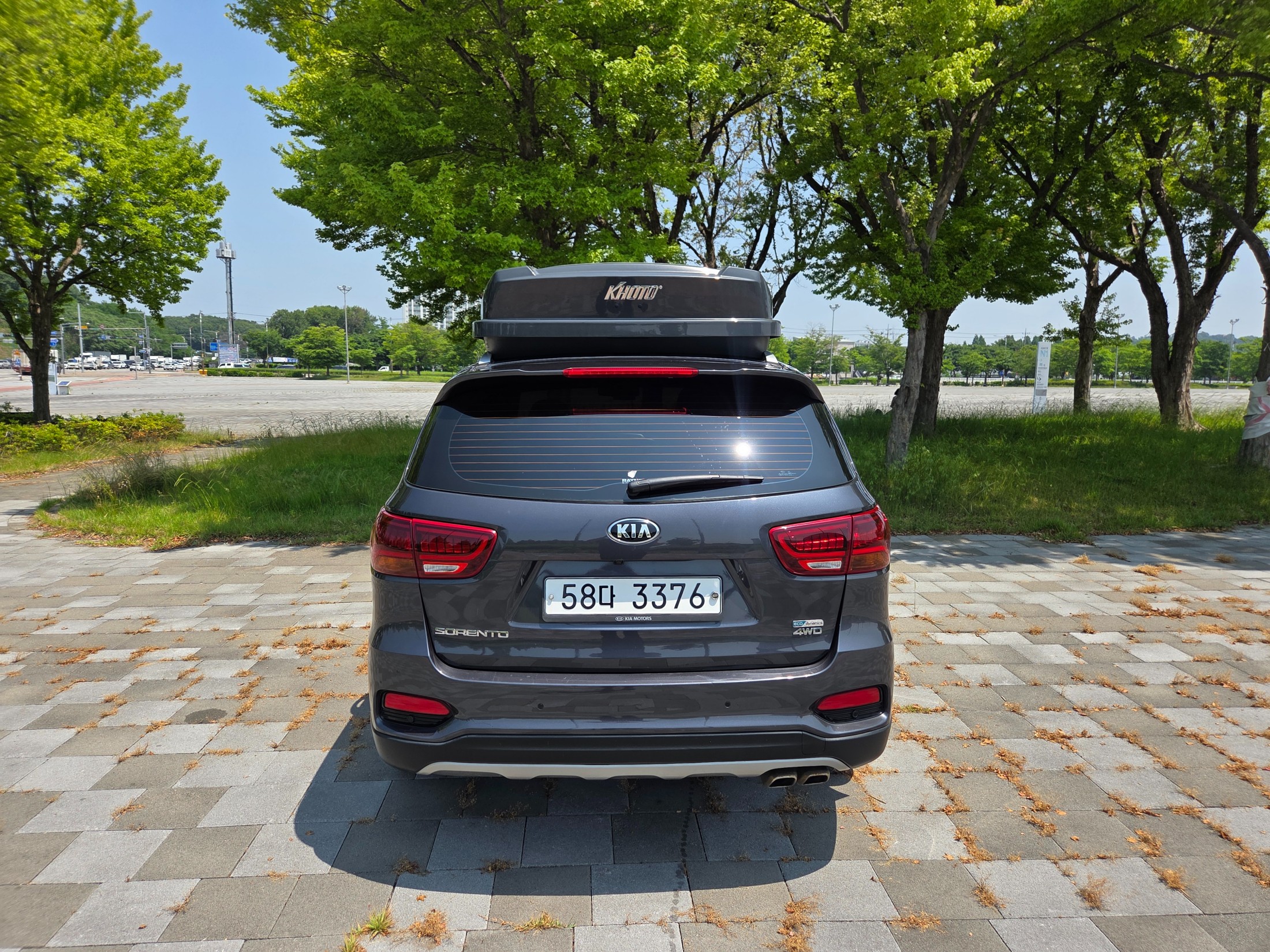 KIA SORENTO photo 3