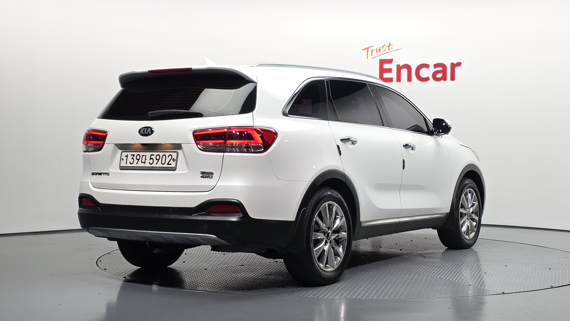 KIA SORENTO photo 2