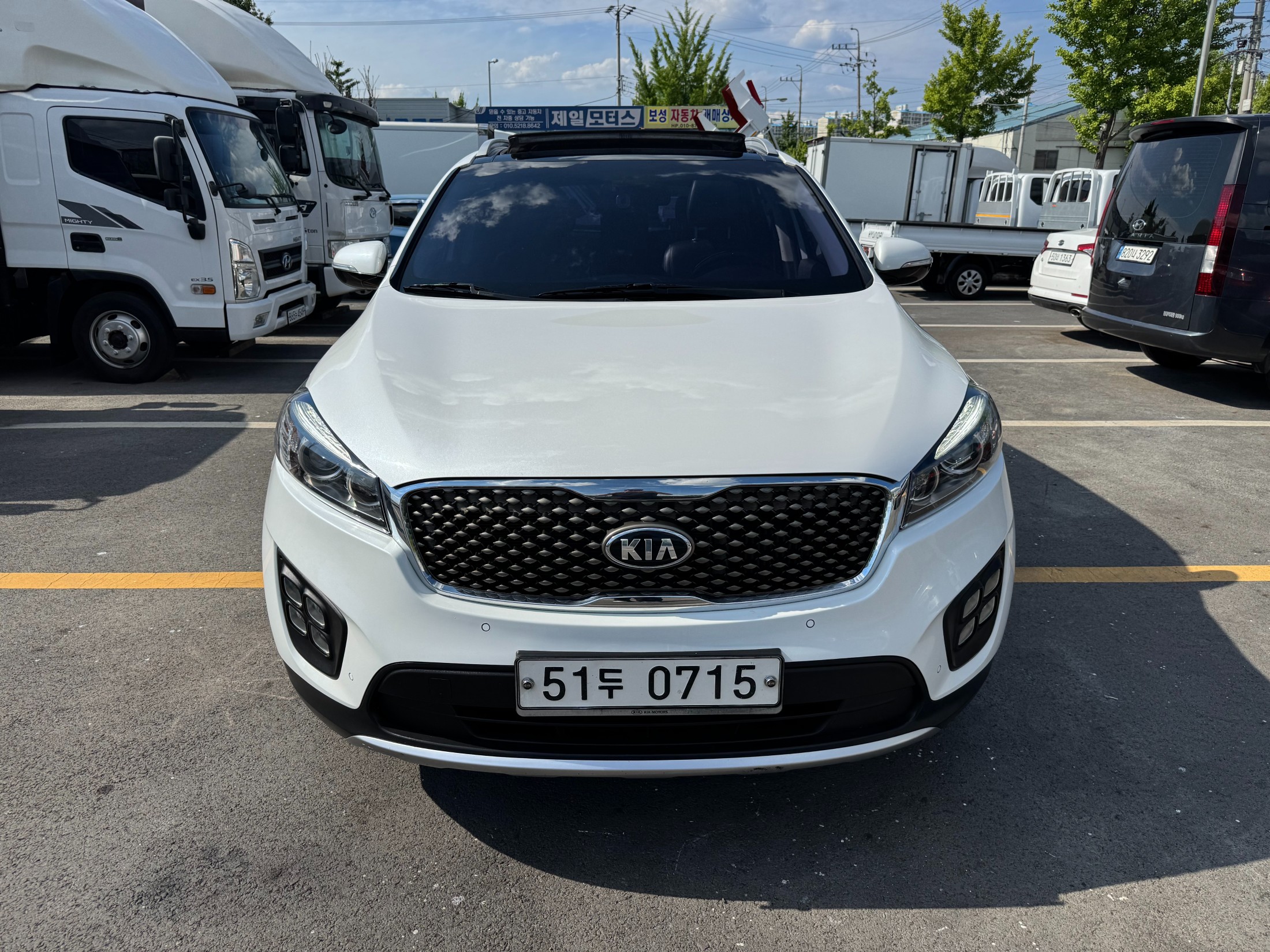 KIA SORENTO photo 2