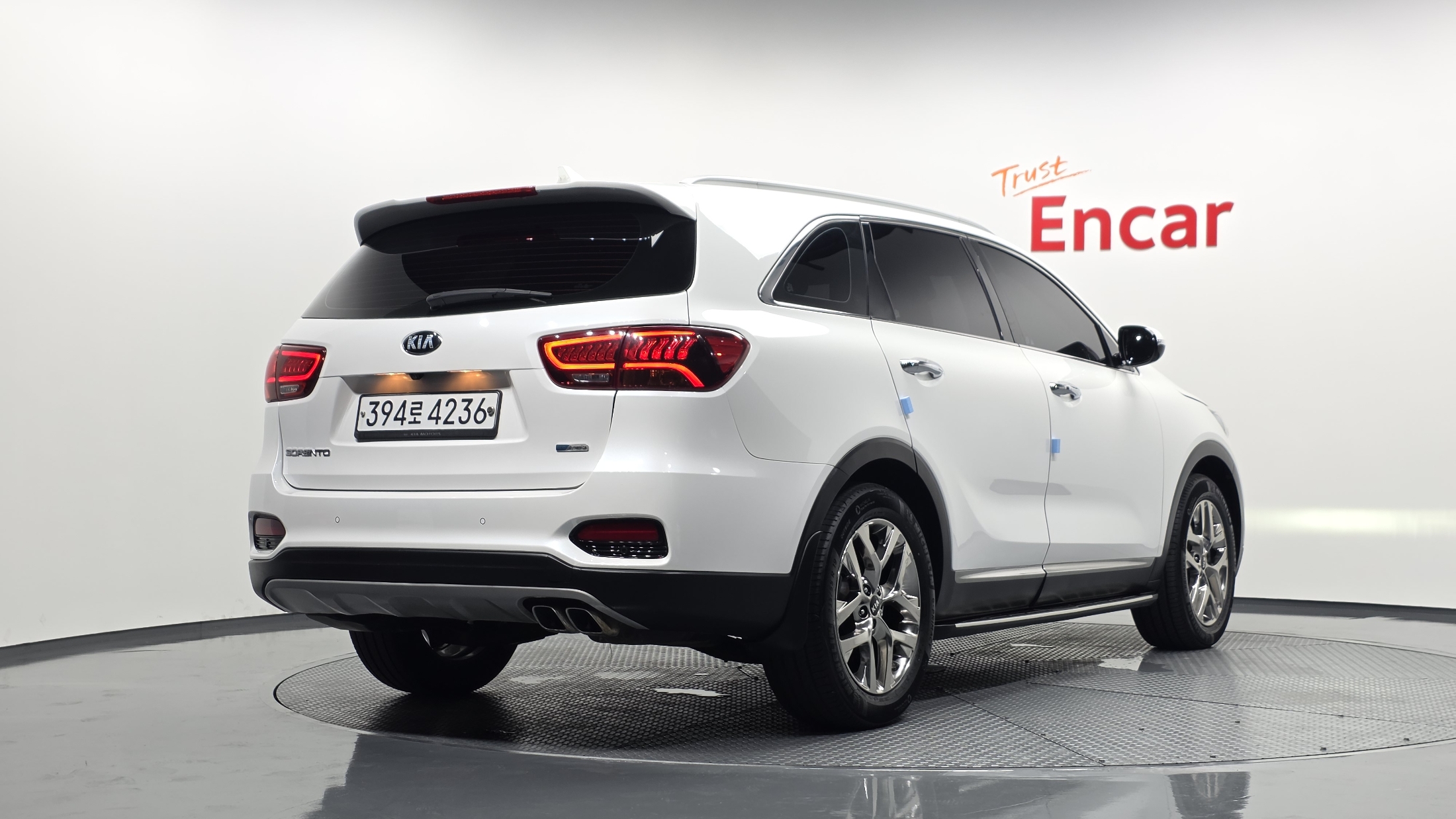 KIA SORENTO photo 2