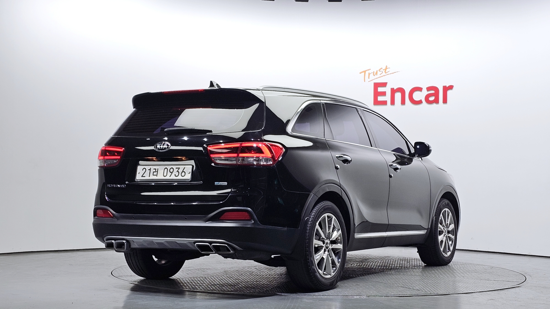 KIA SORENTO photo 2