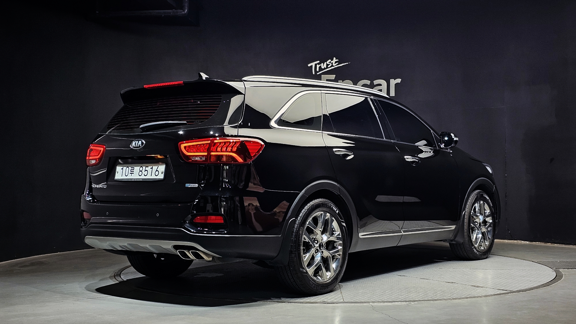 KIA SORENTO photo 2