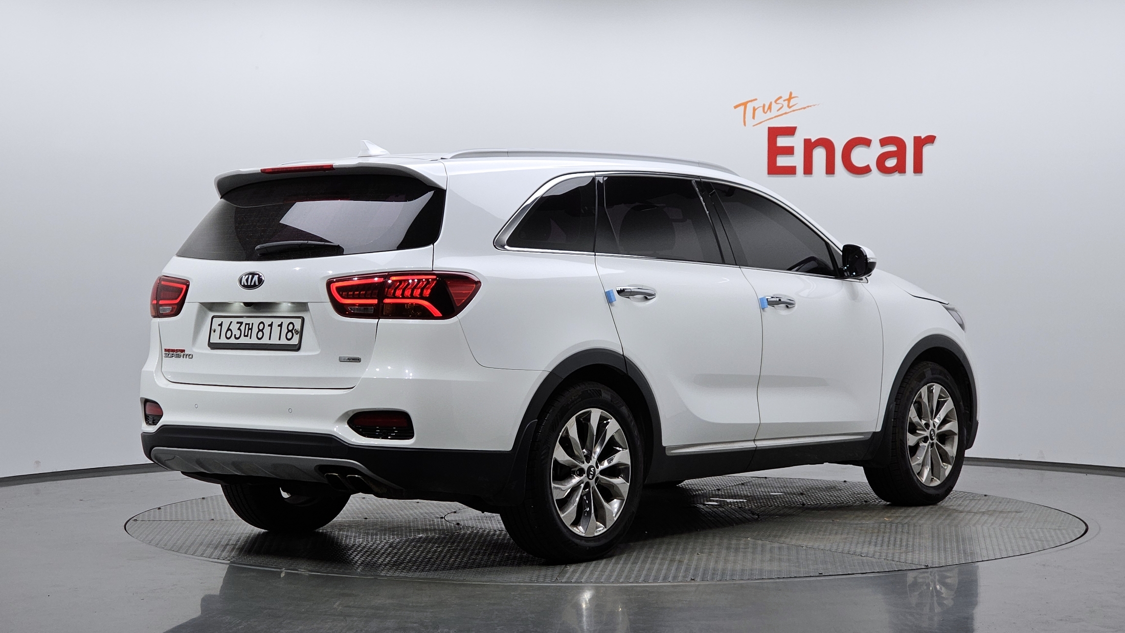KIA SORENTO photo 3