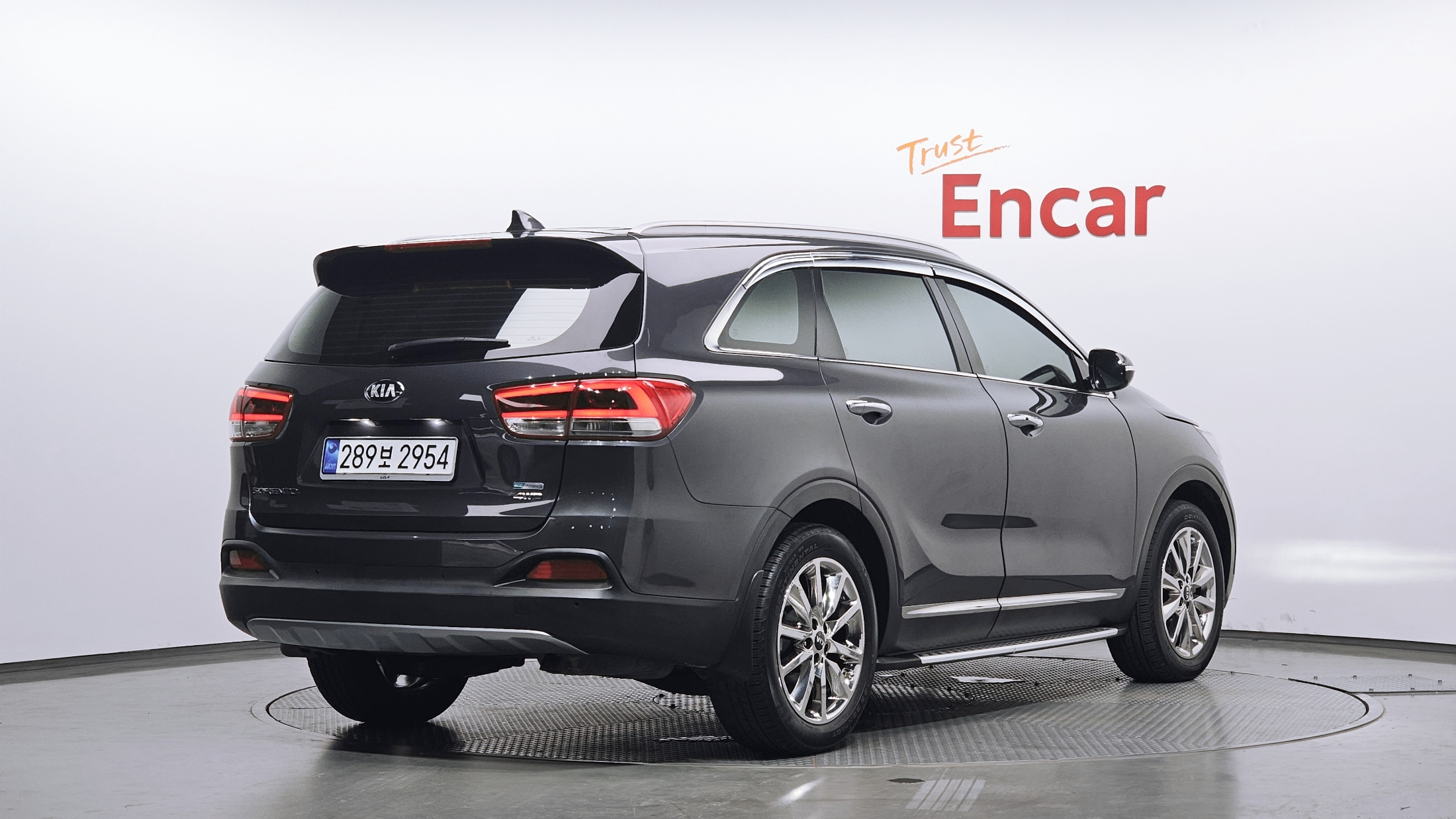KIA SORENTO photo 2