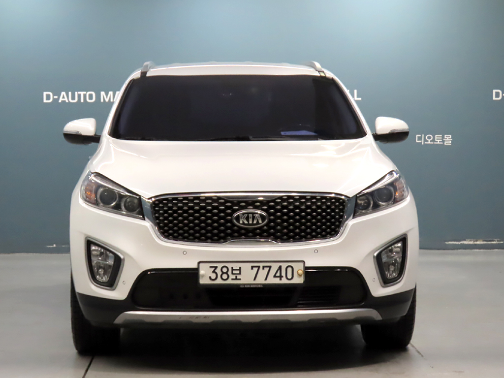 KIA SORENTO photo 2
