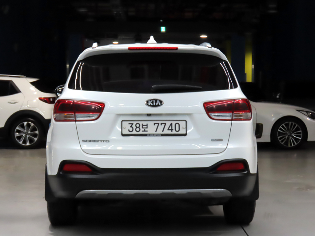 KIA SORENTO photo 3