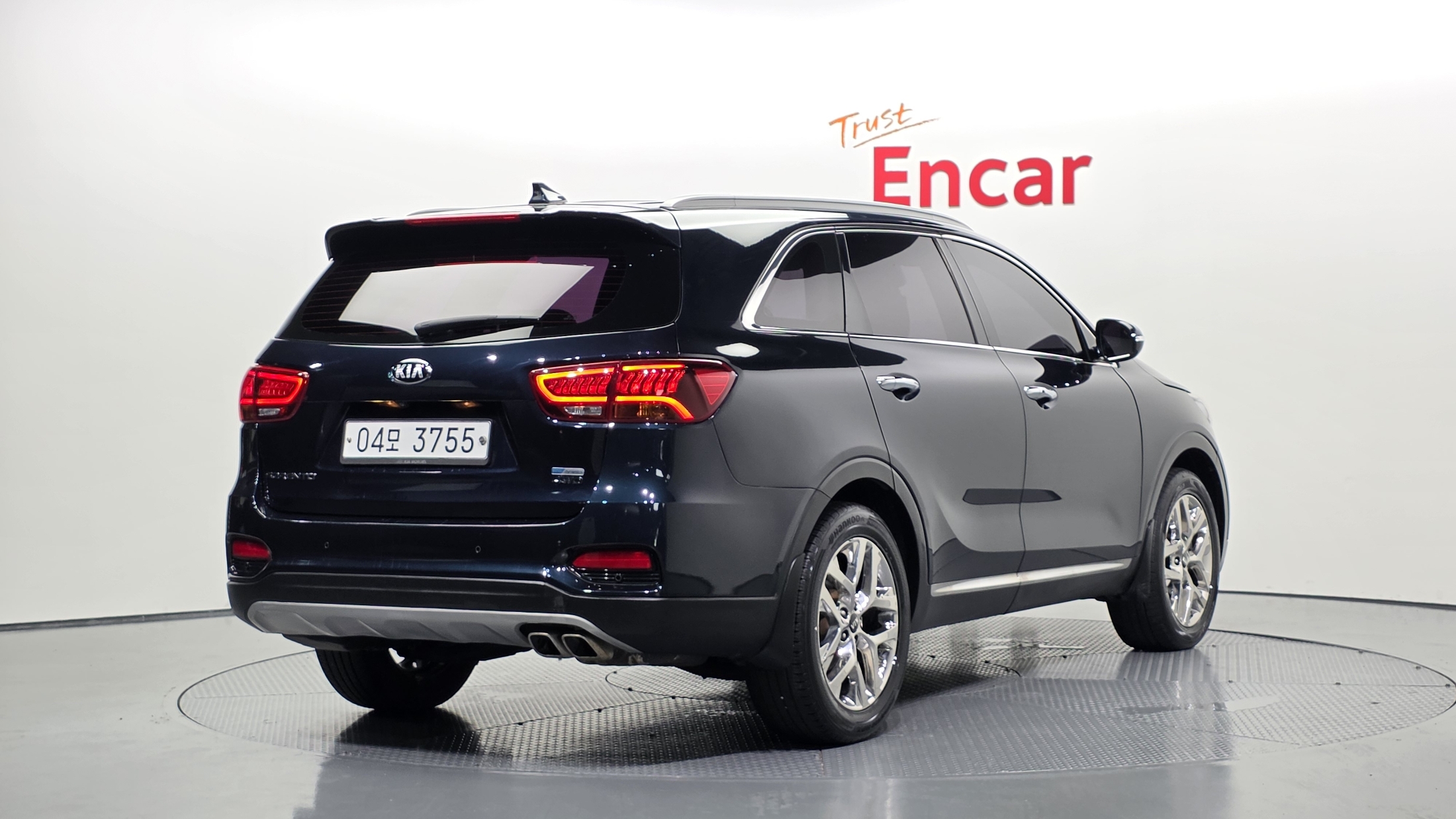 KIA SORENTO photo 2
