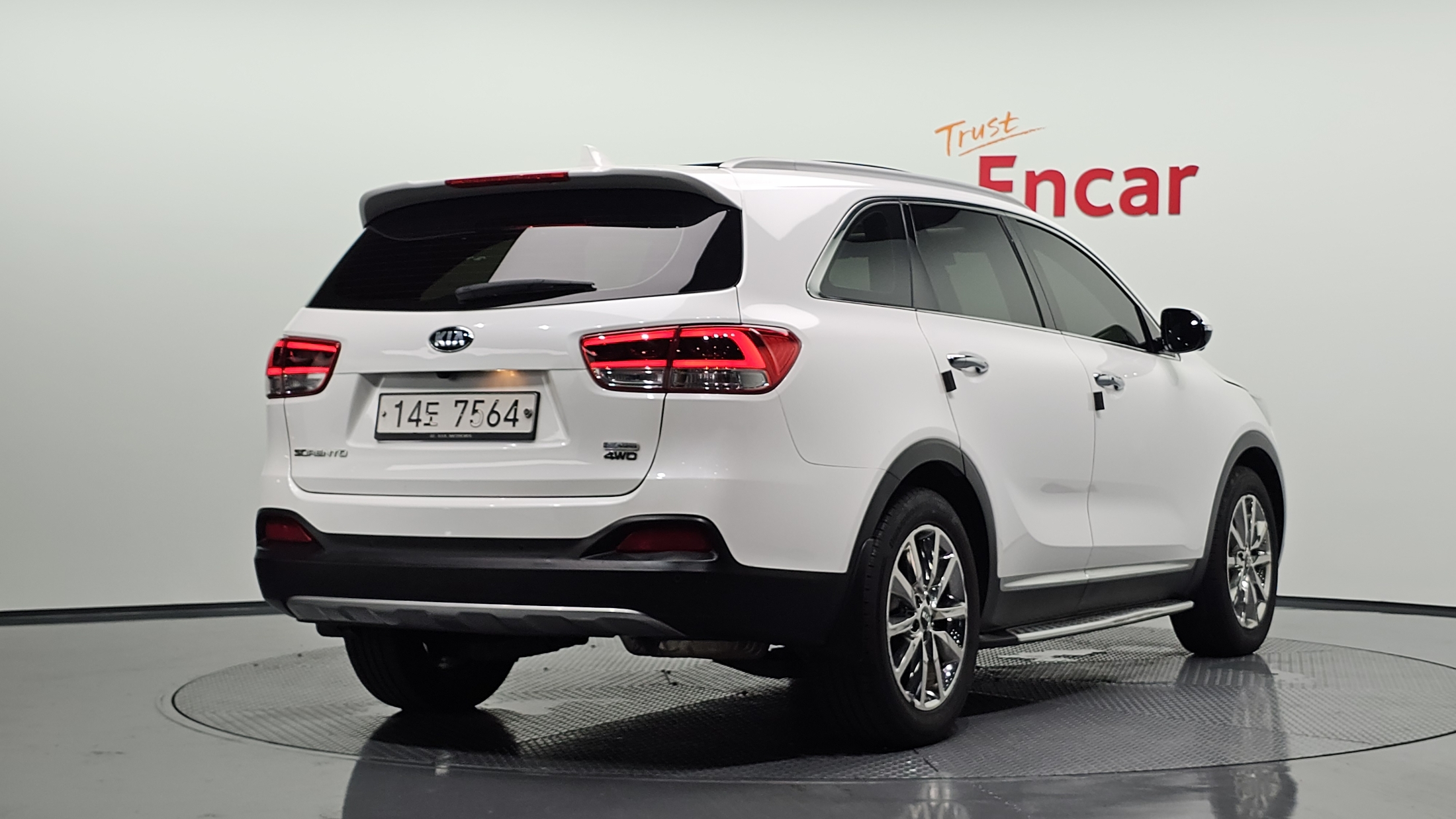 KIA SORENTO photo 2