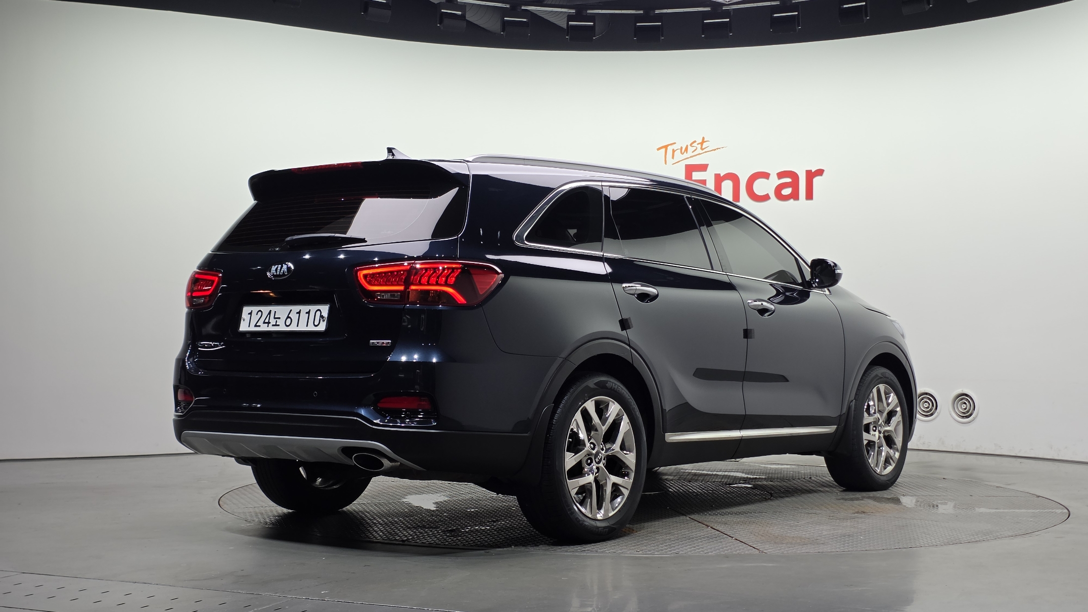 KIA SORENTO photo 2