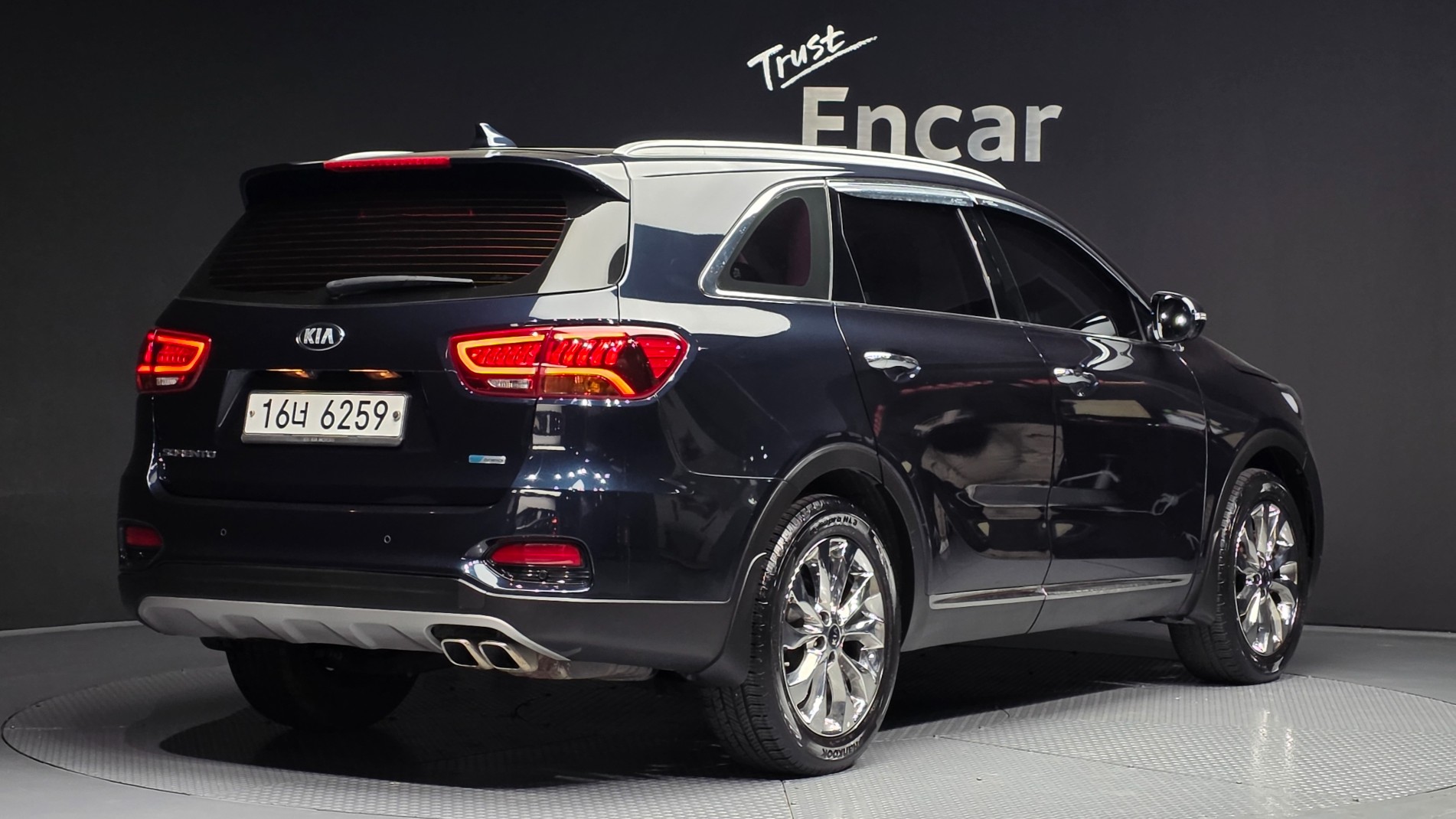 KIA SORENTO photo 3