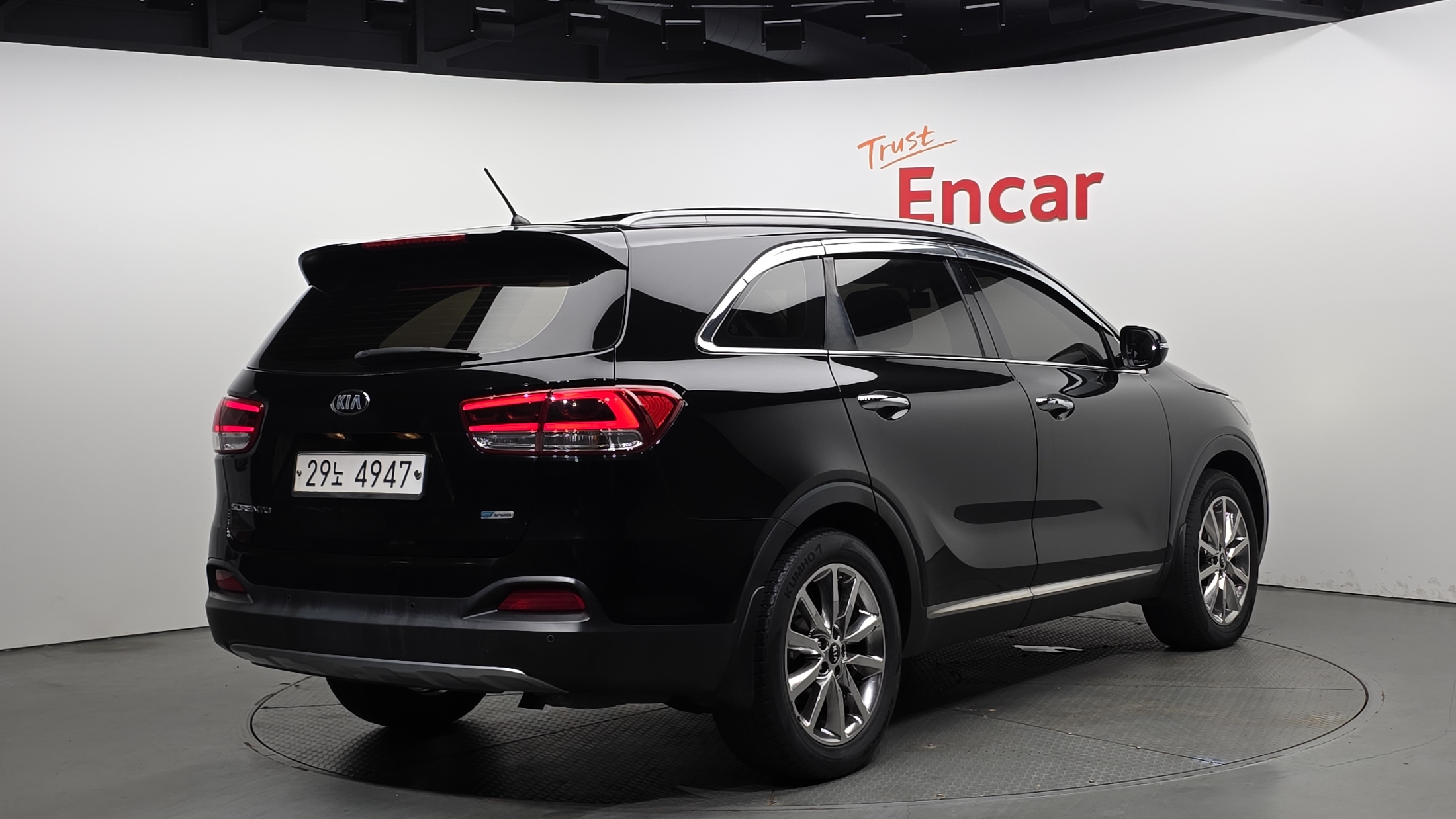 KIA SORENTO photo 2