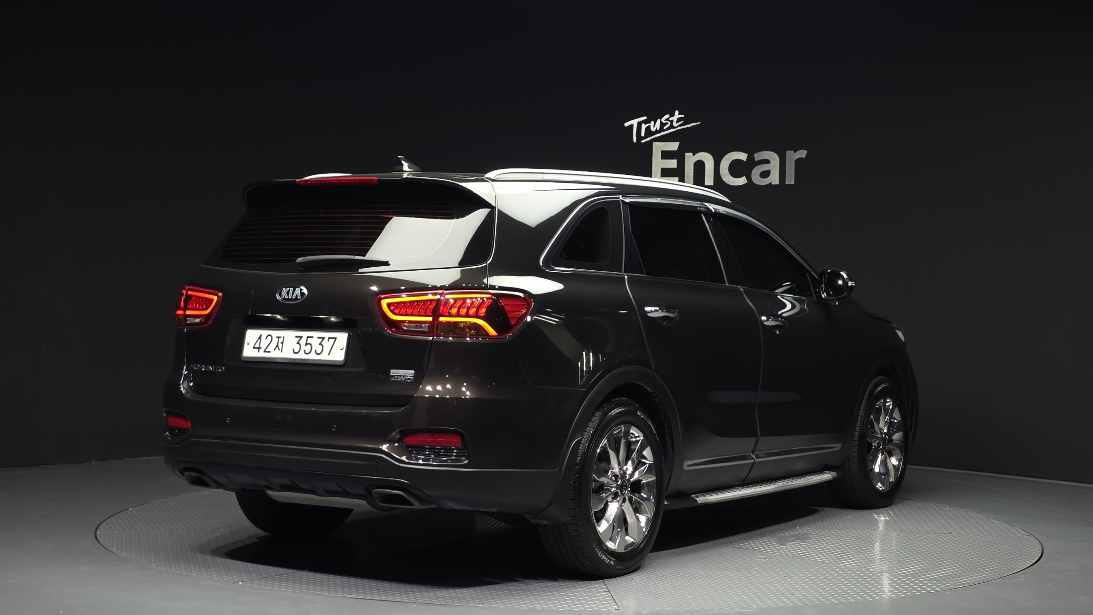 KIA SORENTO photo 2