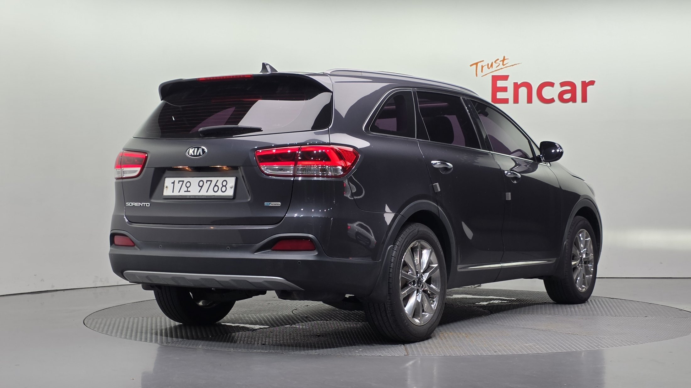 KIA SORENTO photo 2