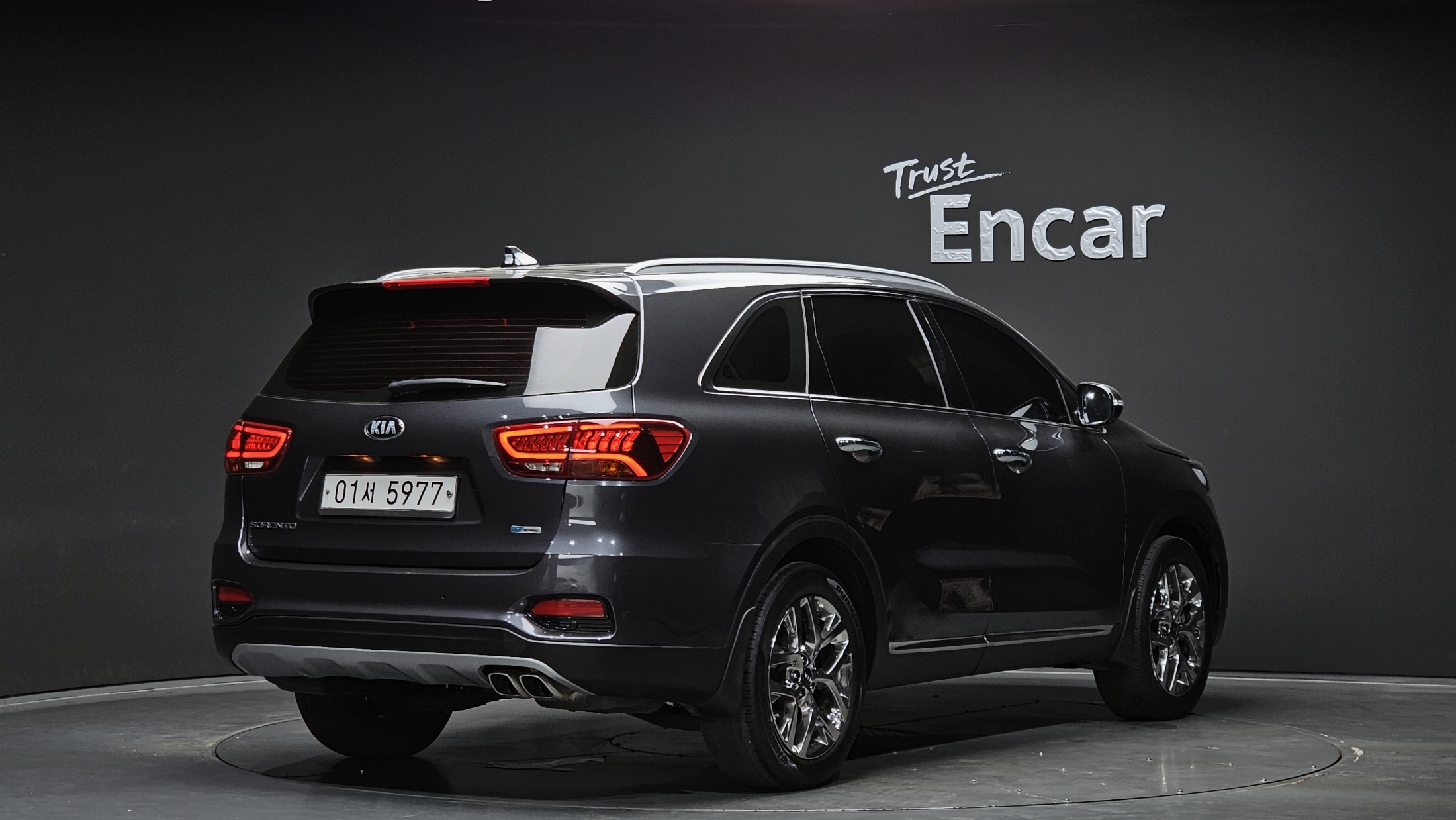 KIA SORENTO photo 2