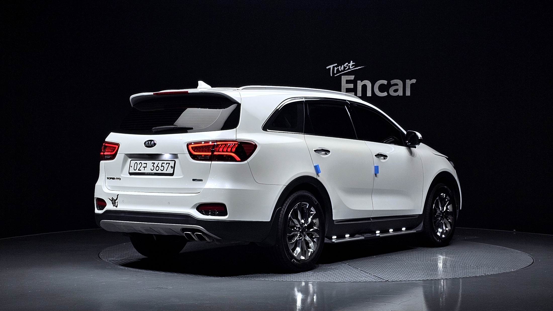 KIA SORENTO photo 2