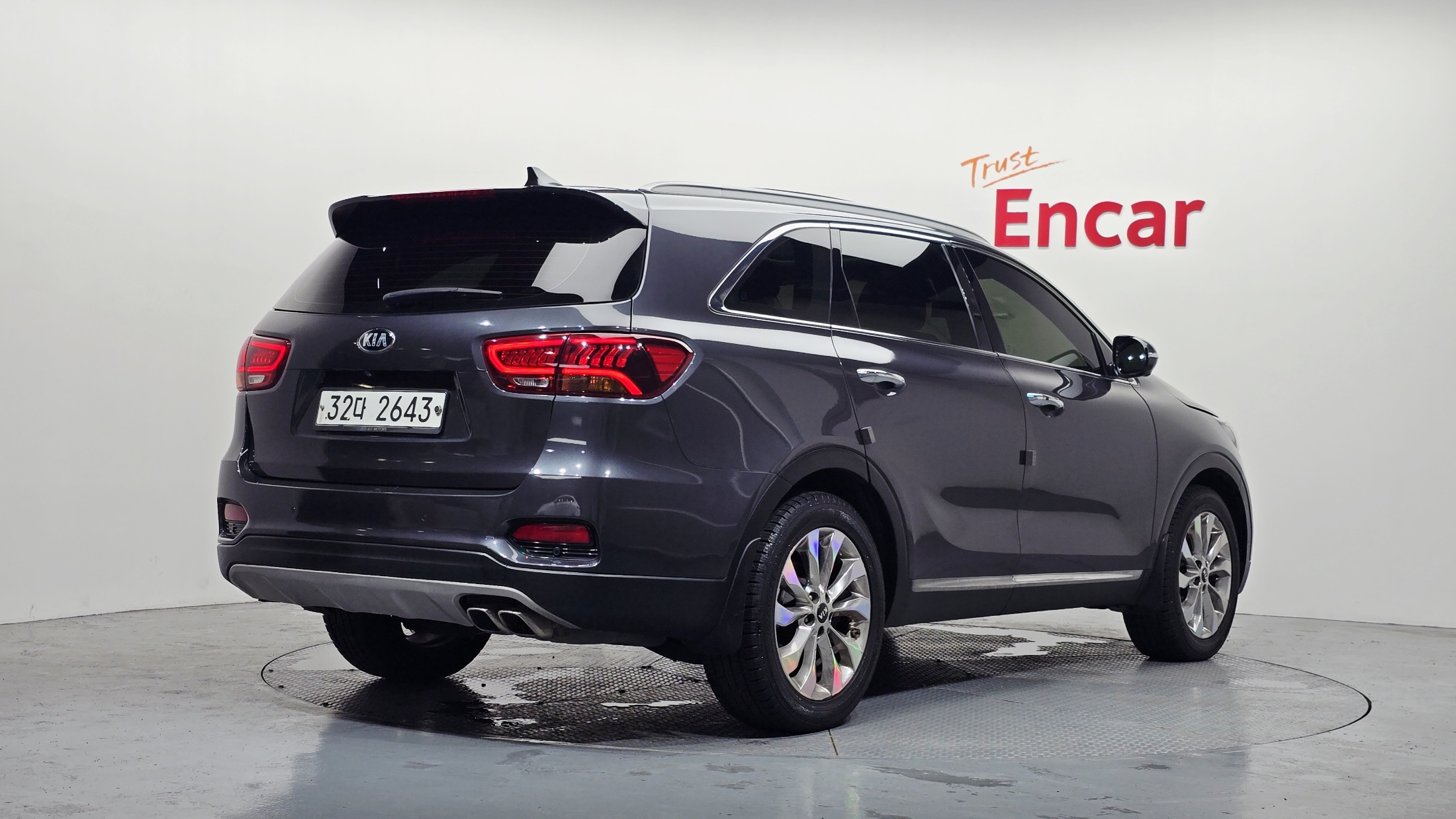 KIA SORENTO photo 2