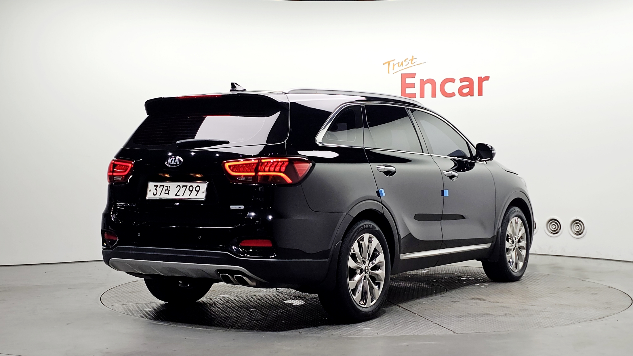 KIA SORENTO photo 2