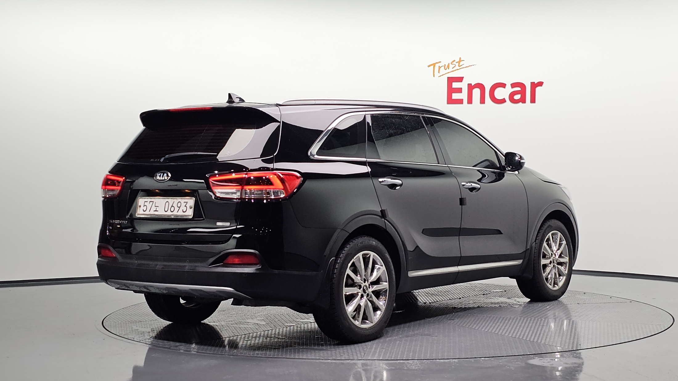 KIA SORENTO photo 2