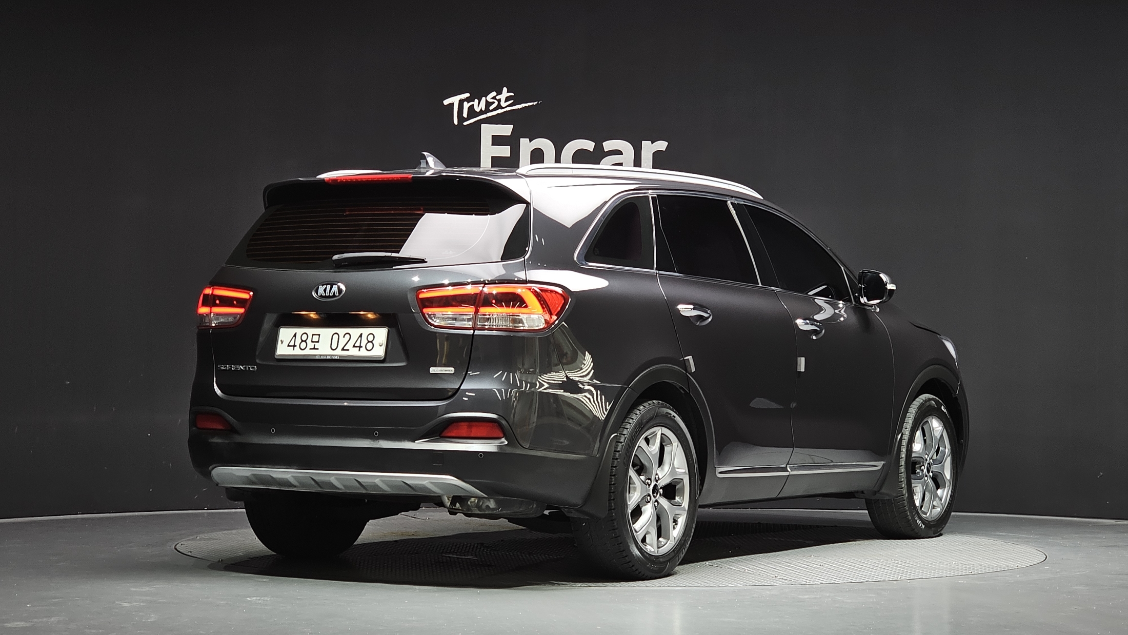 KIA SORENTO photo 2