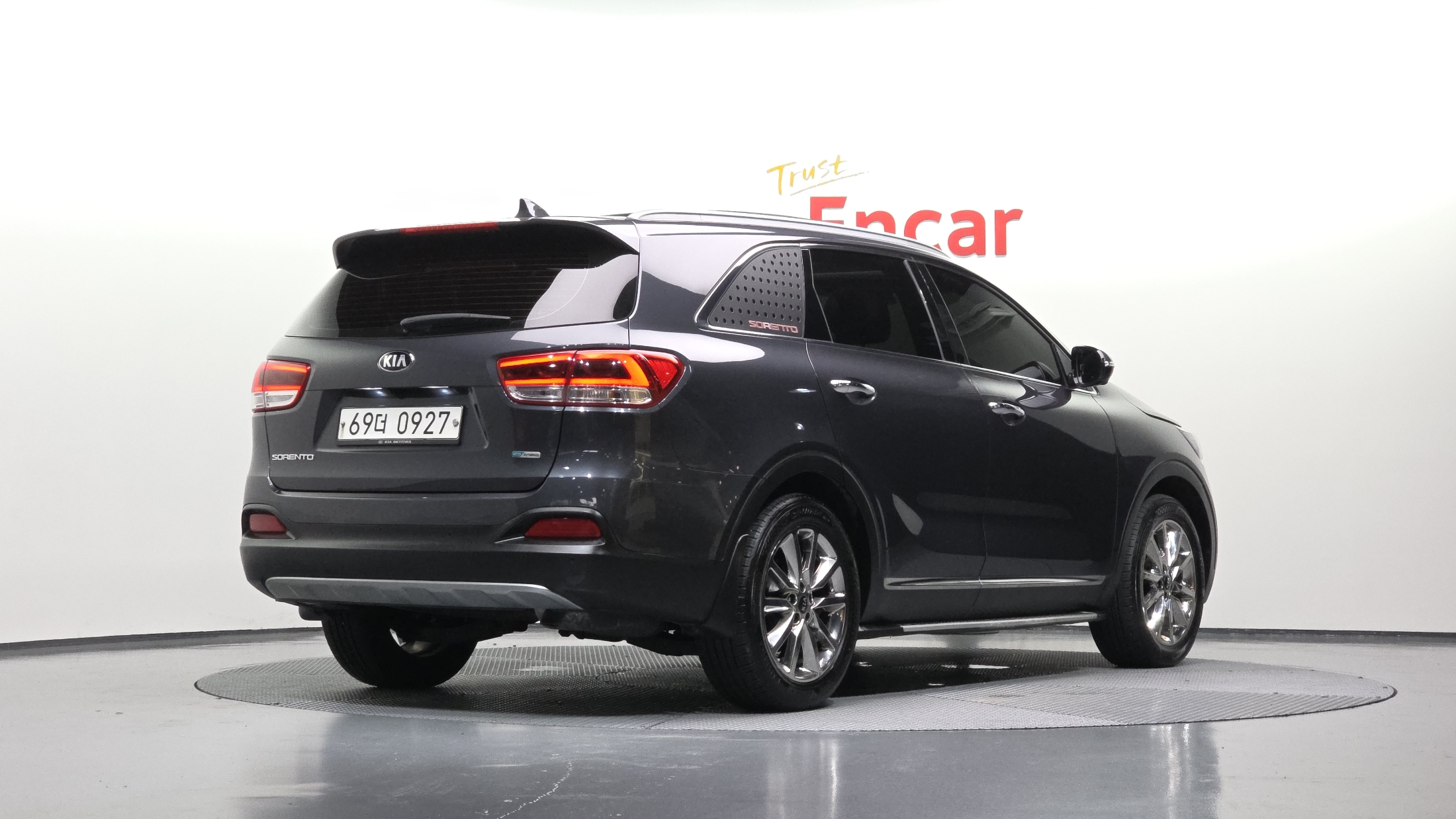 KIA SORENTO photo 2