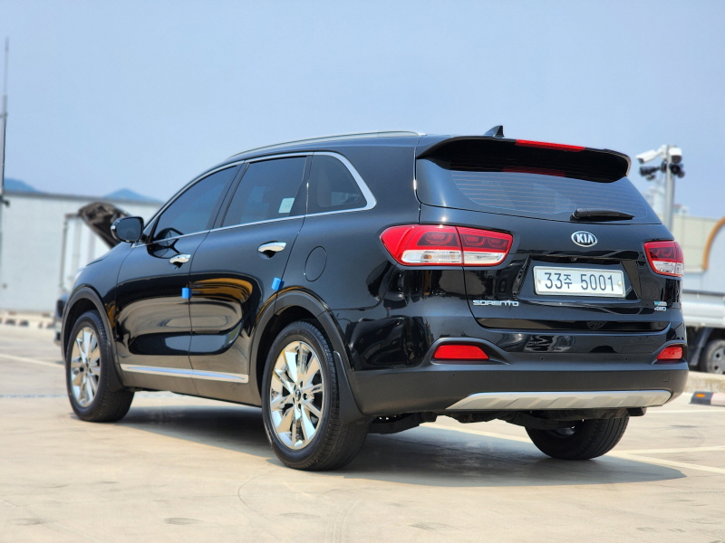 KIA SORENTO photo 3