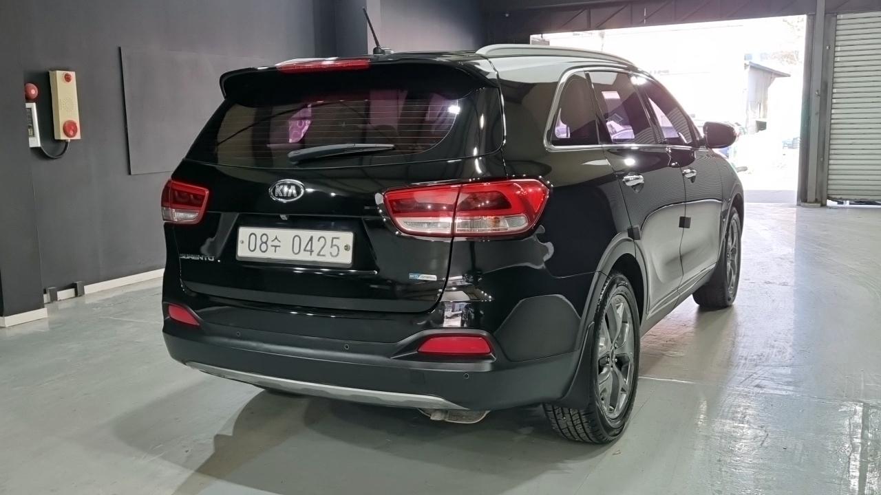 KIA SORENTO photo 2