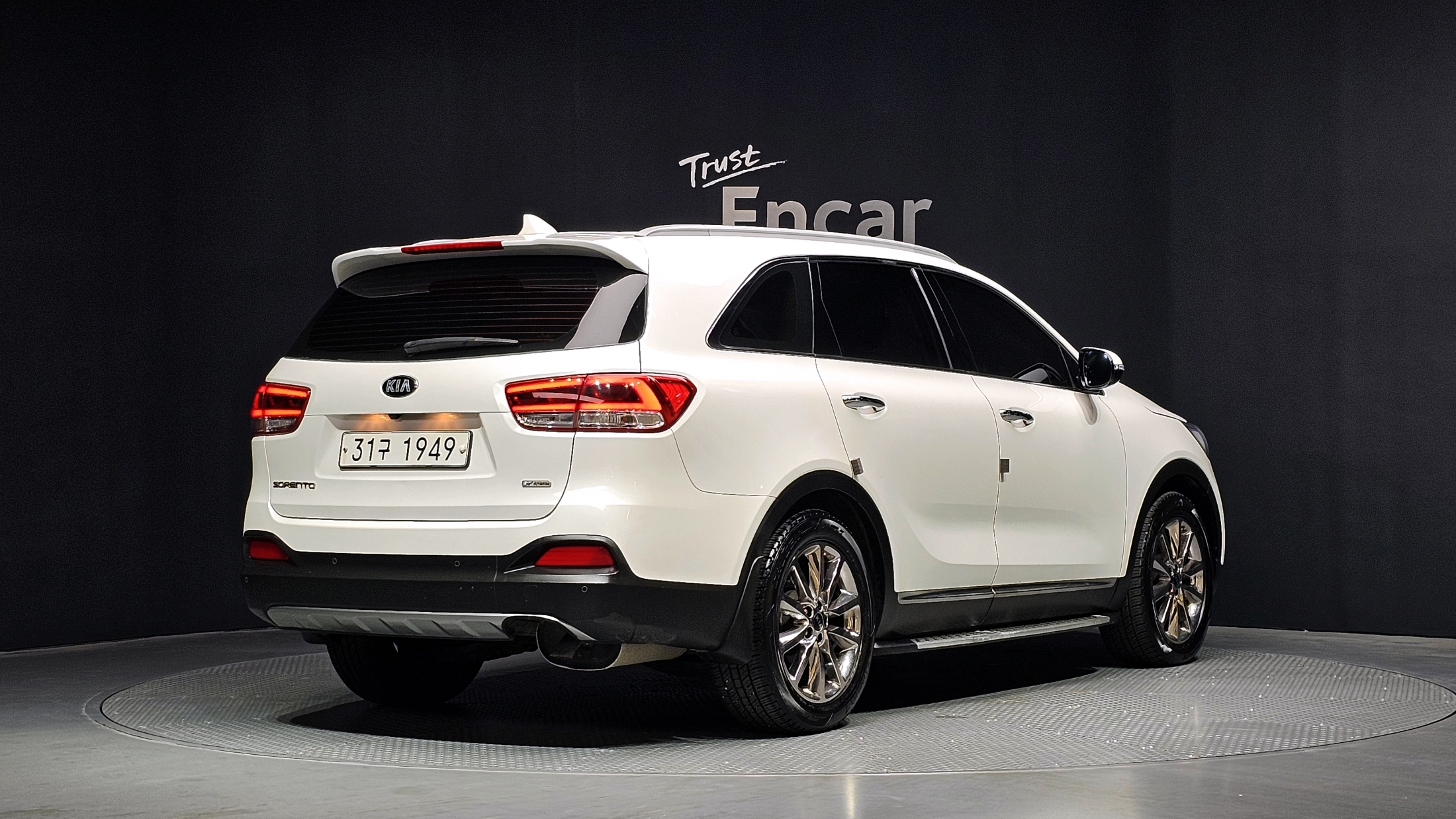 KIA SORENTO photo 2