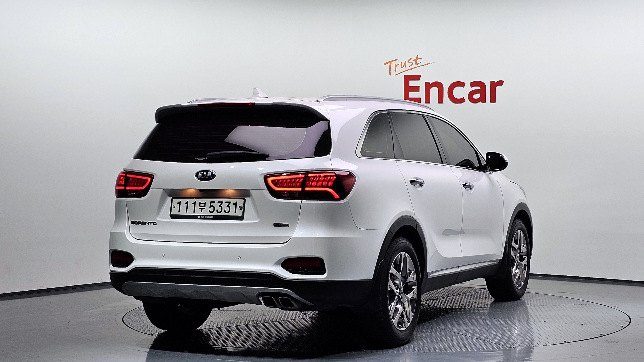 KIA SORENTO photo 2