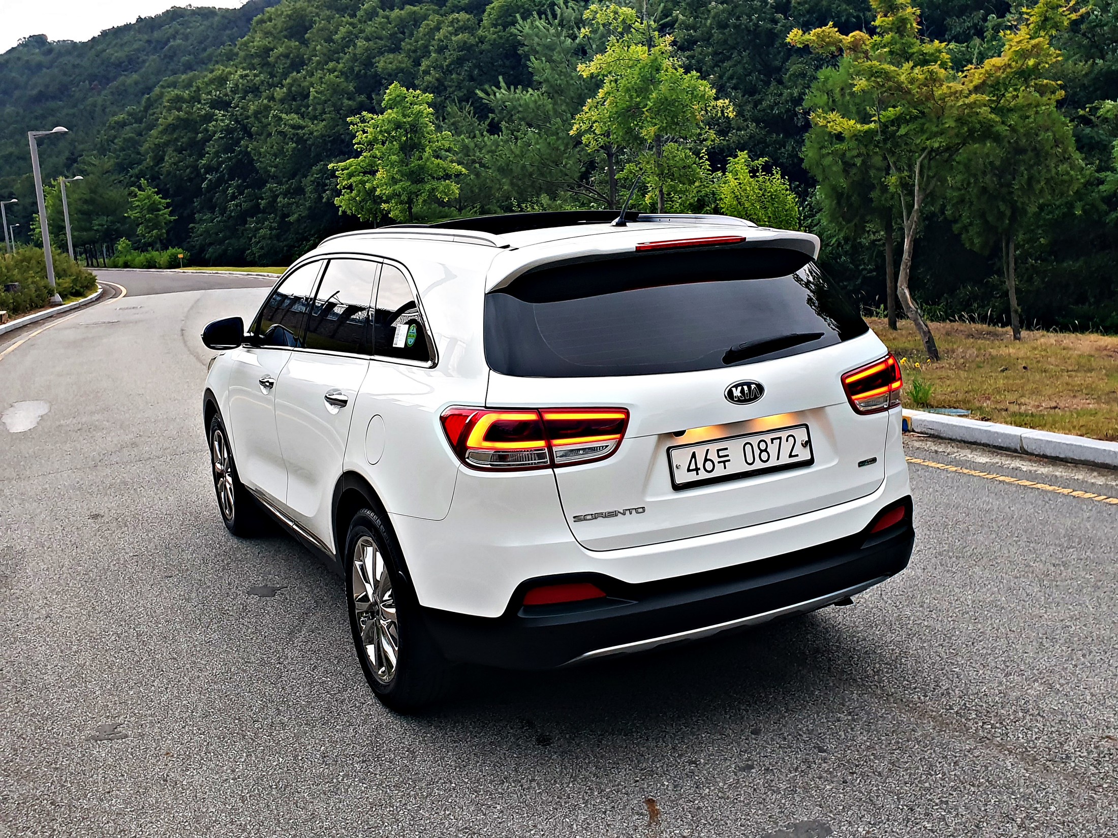 KIA SORENTO photo 3