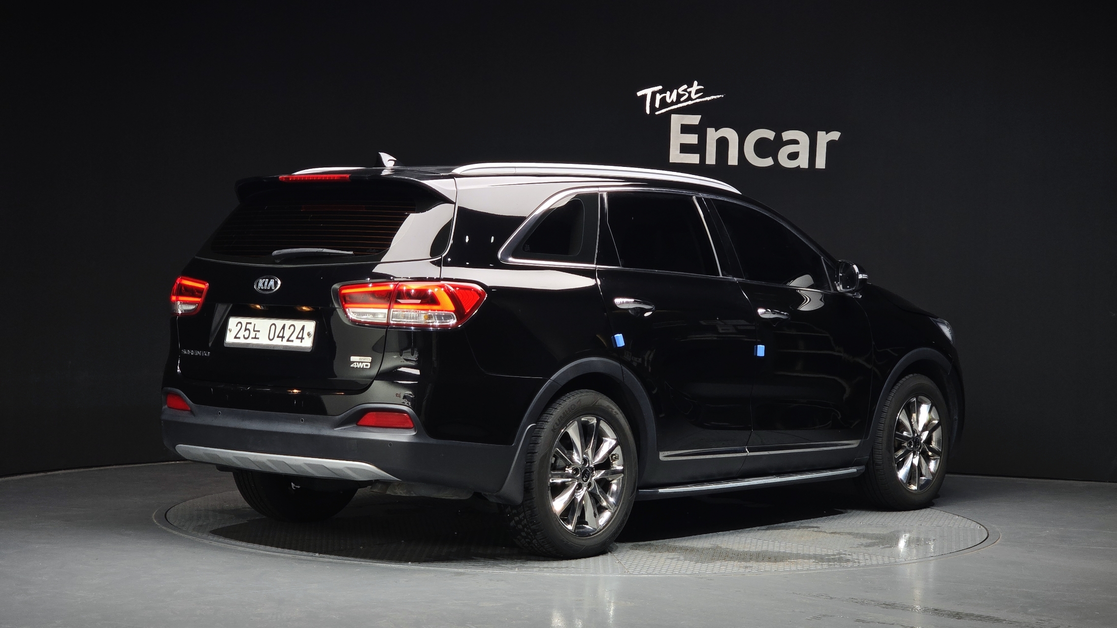 KIA SORENTO photo 2