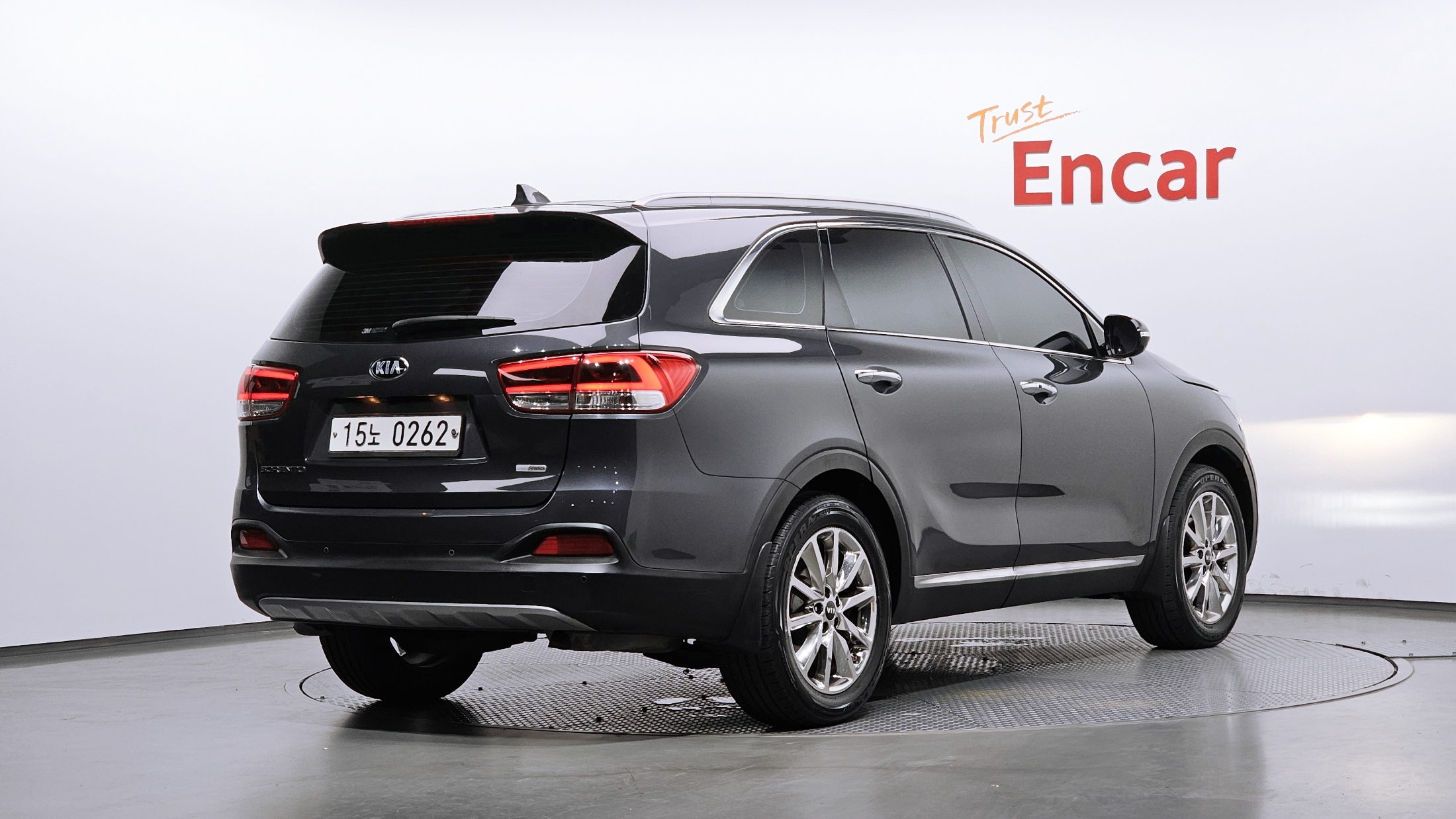 KIA SORENTO photo 2