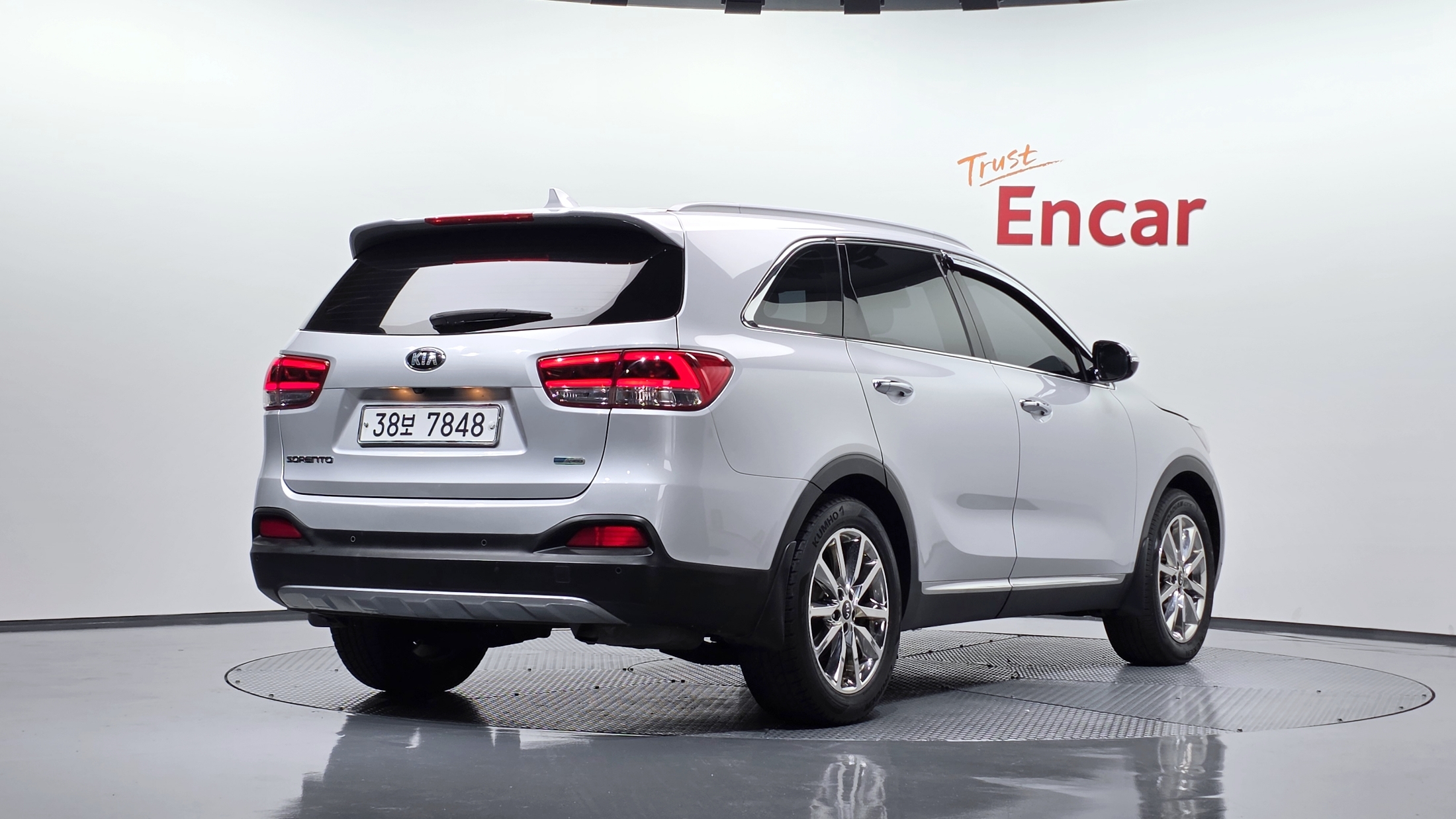 KIA SORENTO photo 3