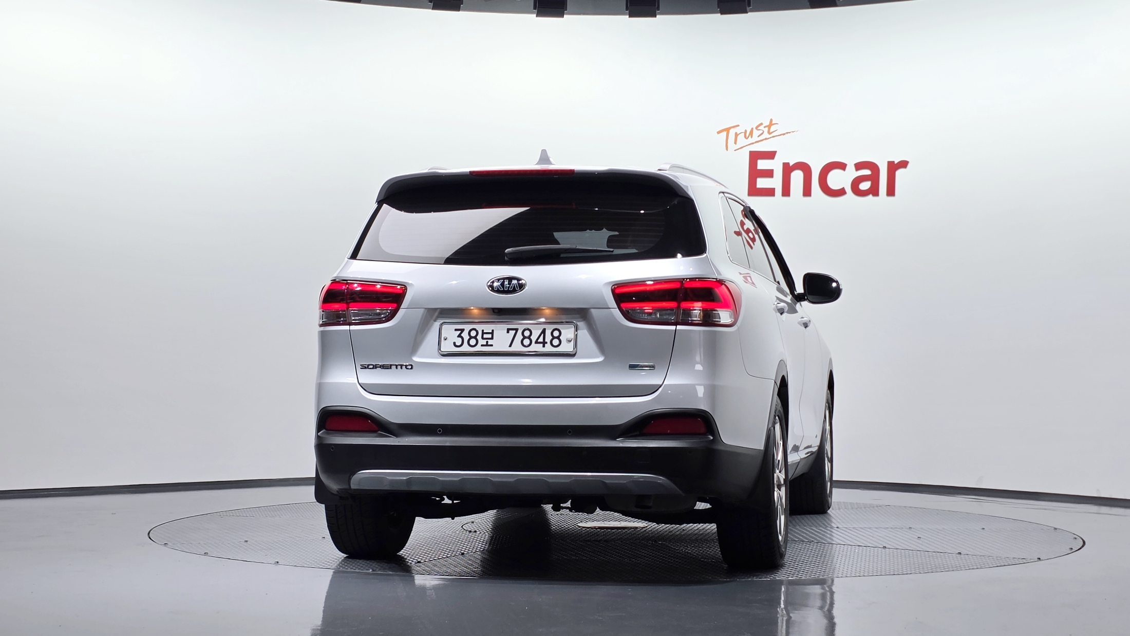 KIA SORENTO photo 2