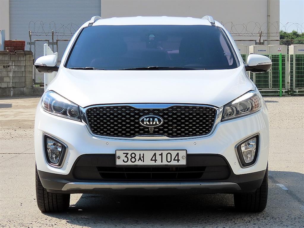 KIA SORENTO photo 3
