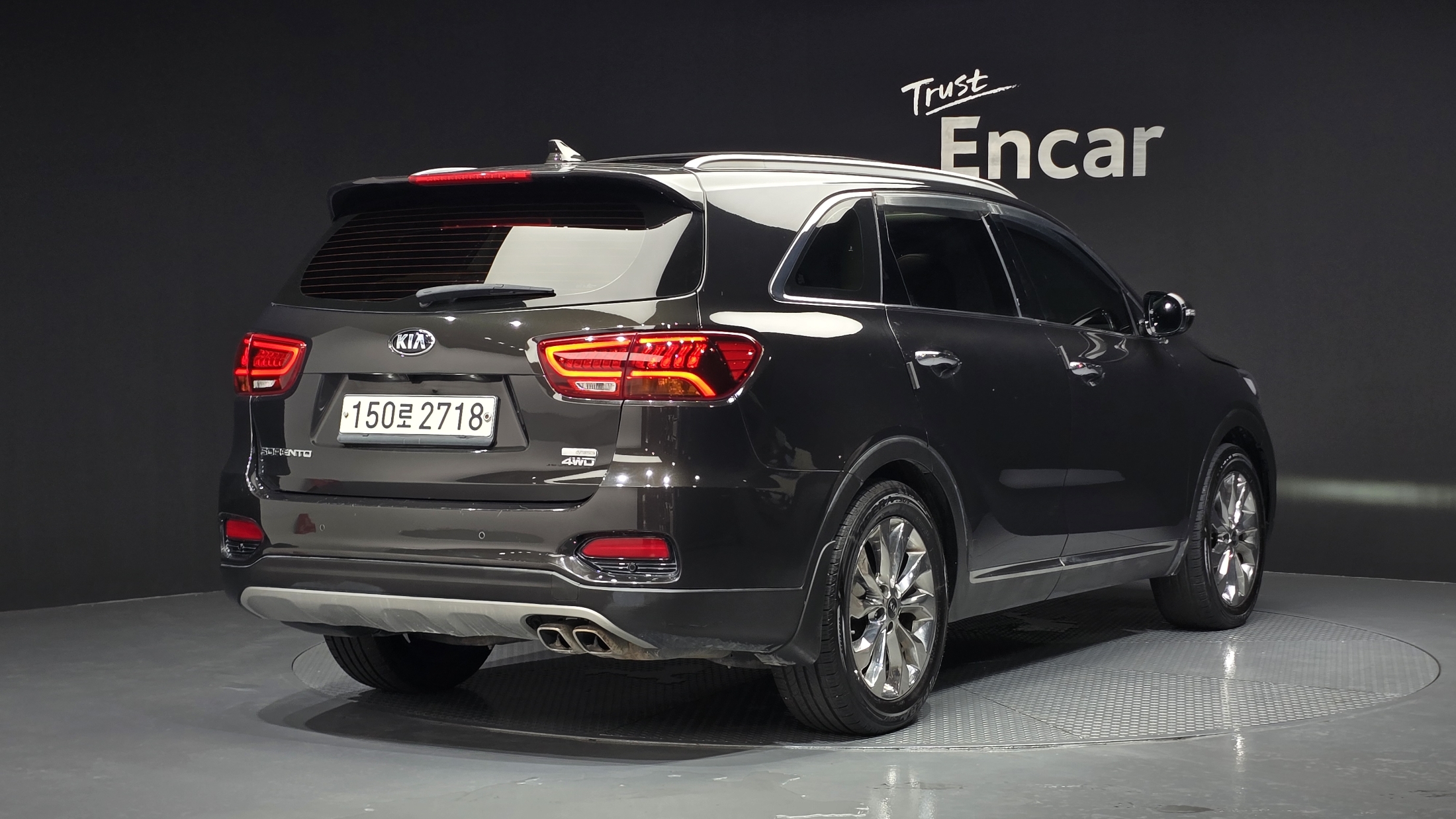 KIA SORENTO photo 2
