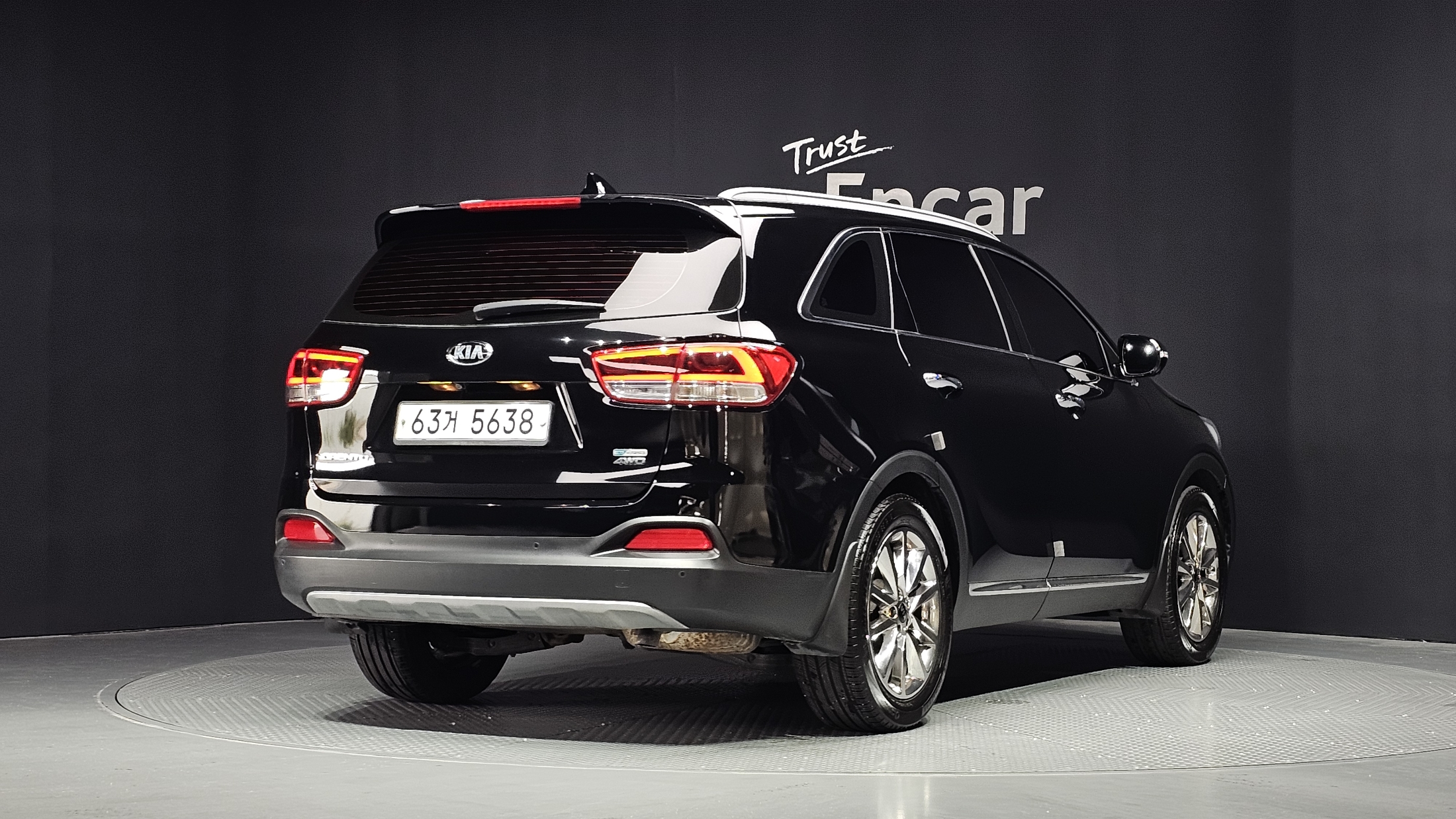 KIA SORENTO photo 2