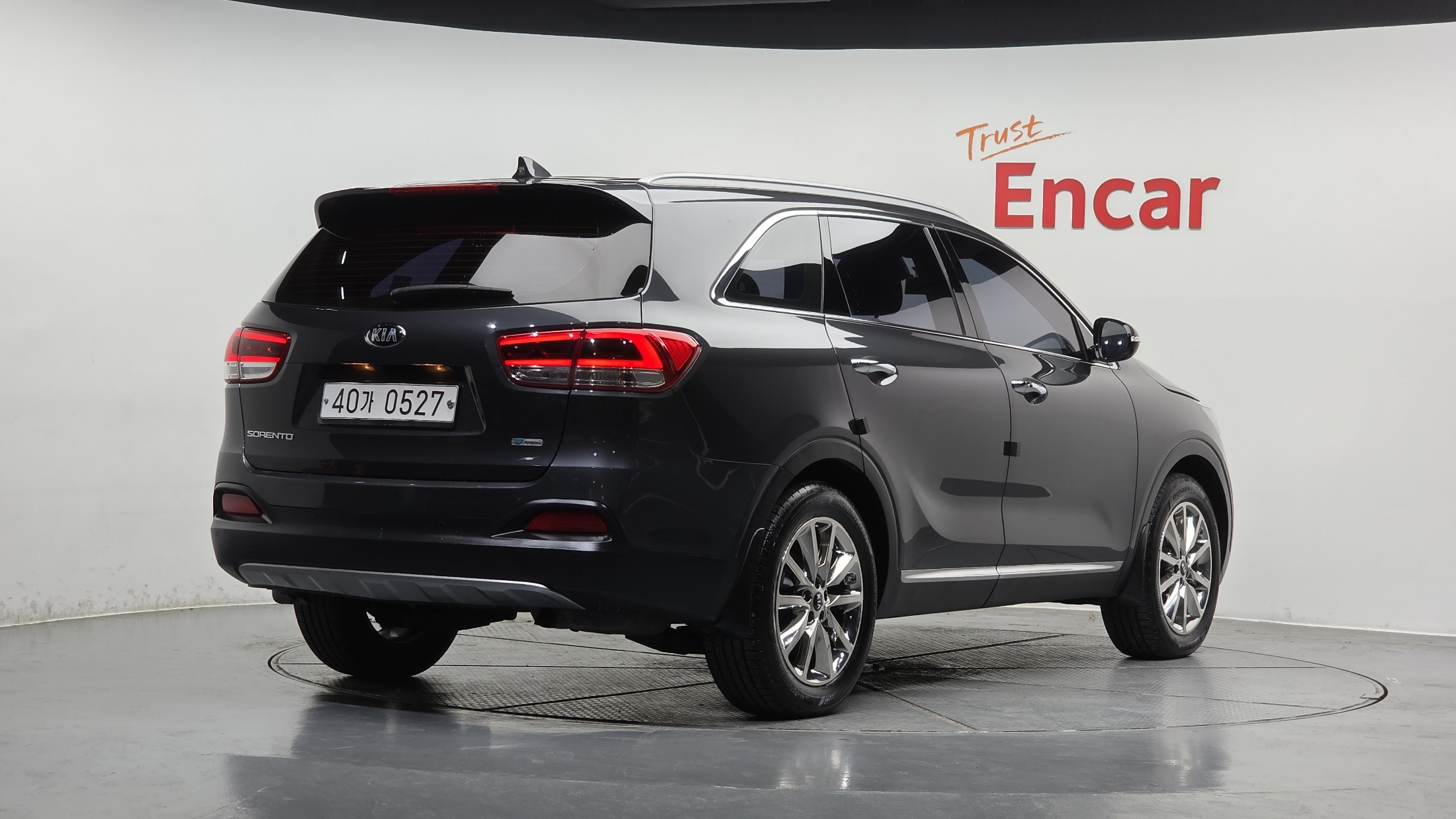 KIA SORENTO photo 2