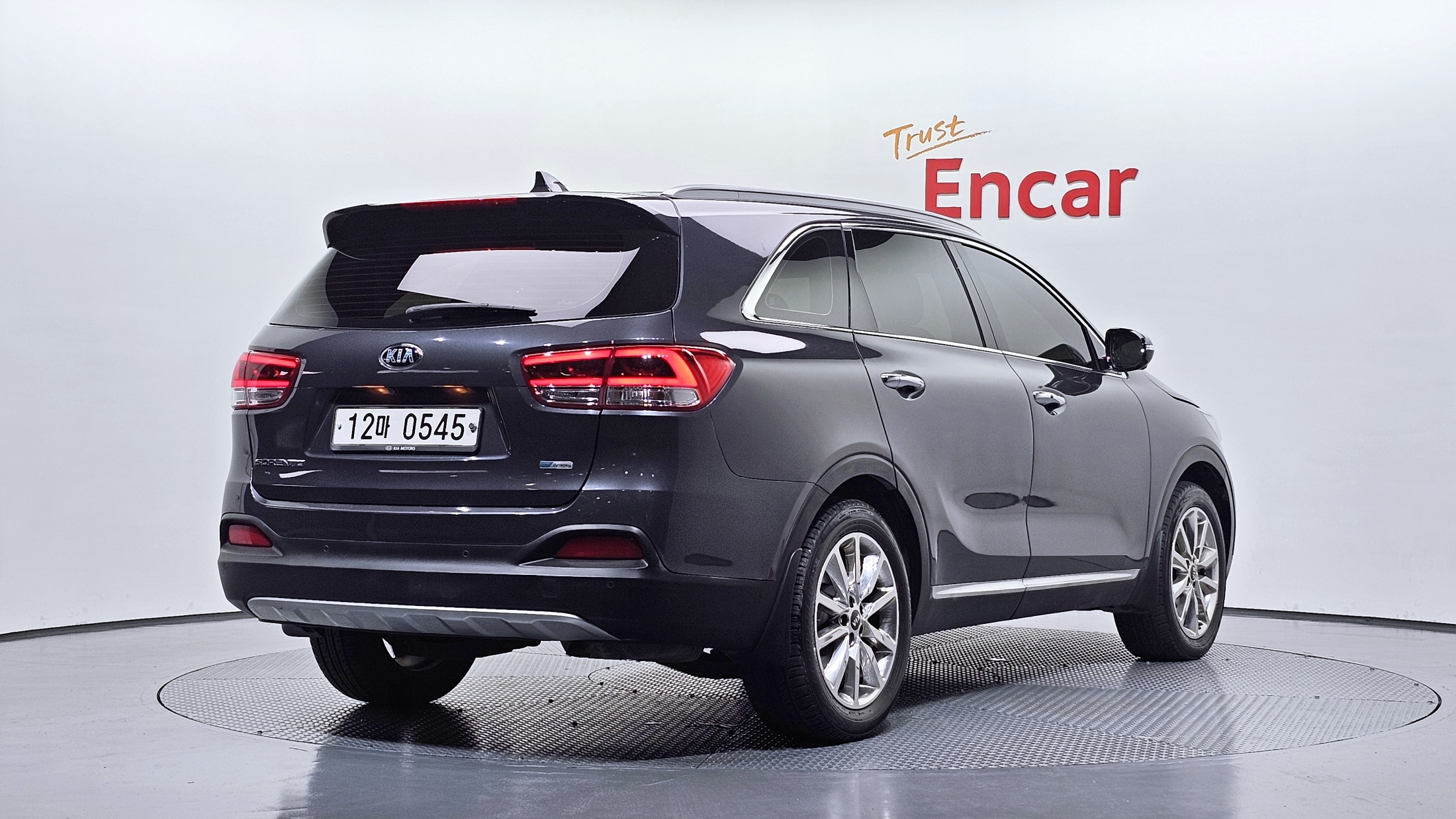 KIA SORENTO photo 2