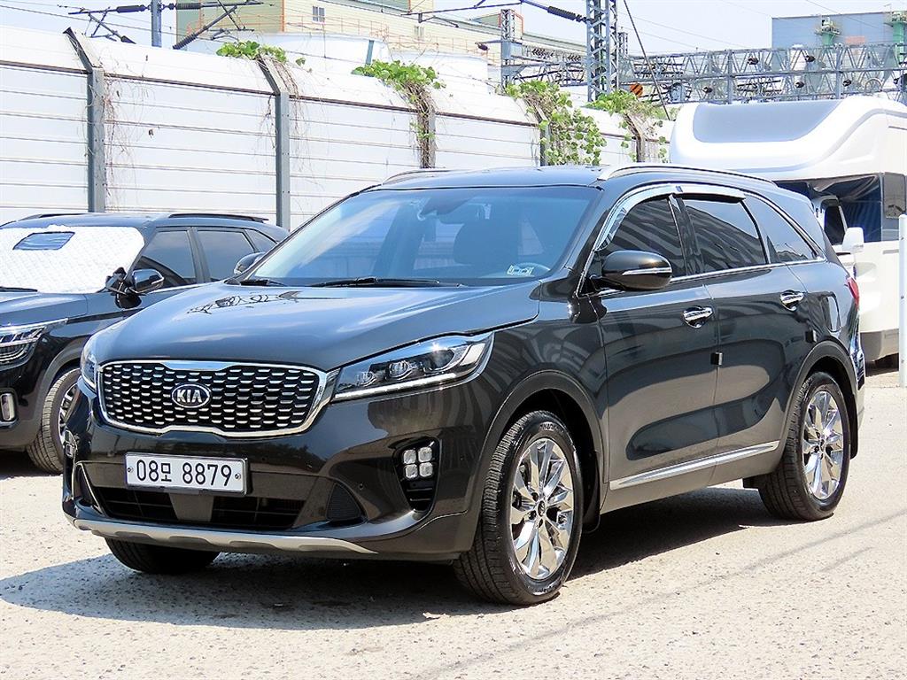 KIA SORENTO photo 2