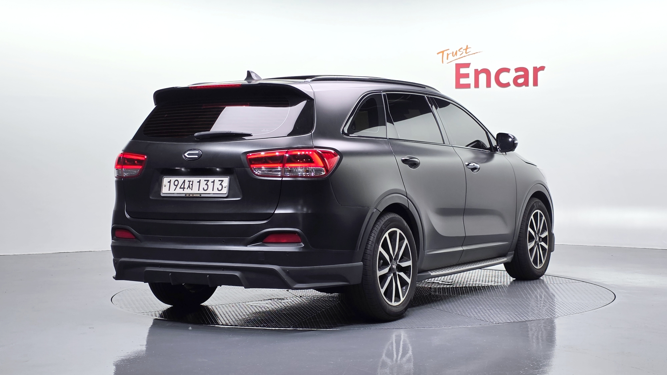 KIA SORENTO photo 2