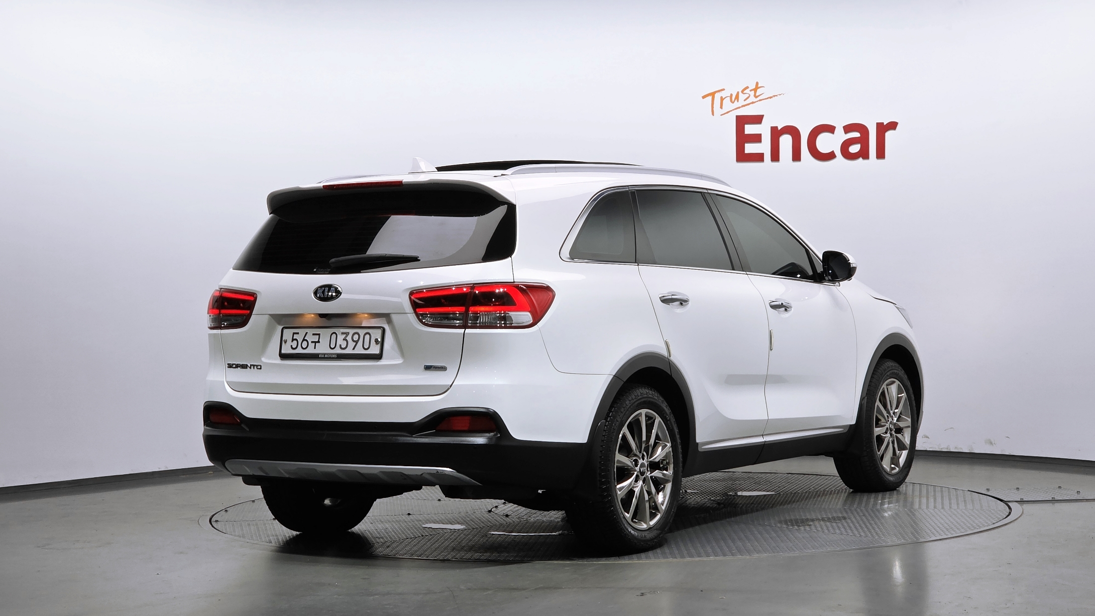 KIA SORENTO photo 2