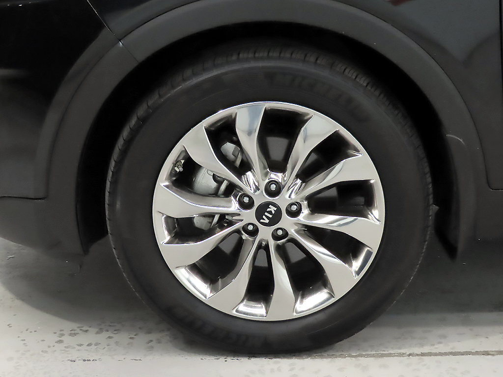 KIA SORENTO photo 3