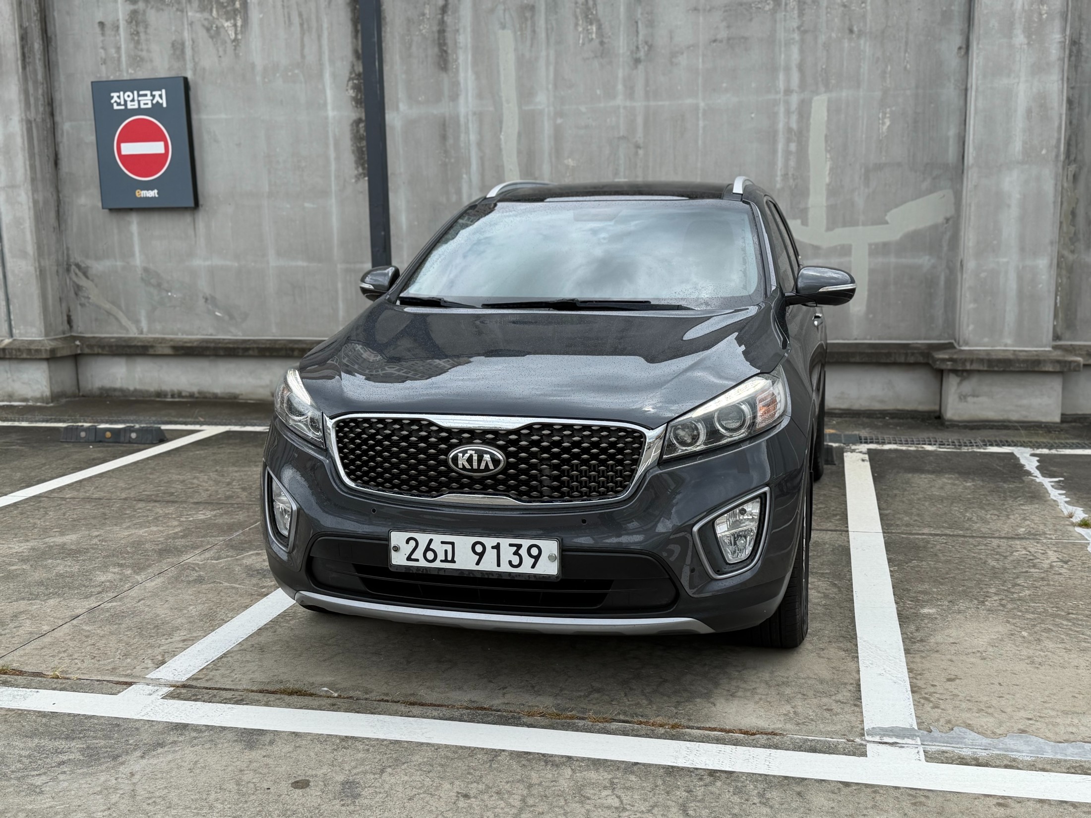 KIA SORENTO photo 2
