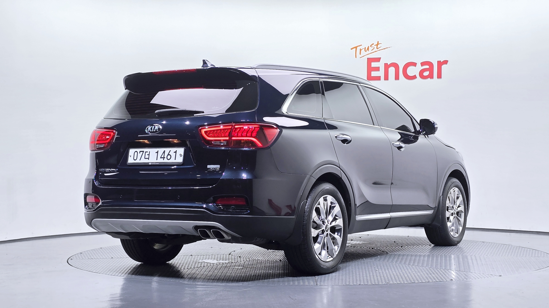 KIA SORENTO photo 2