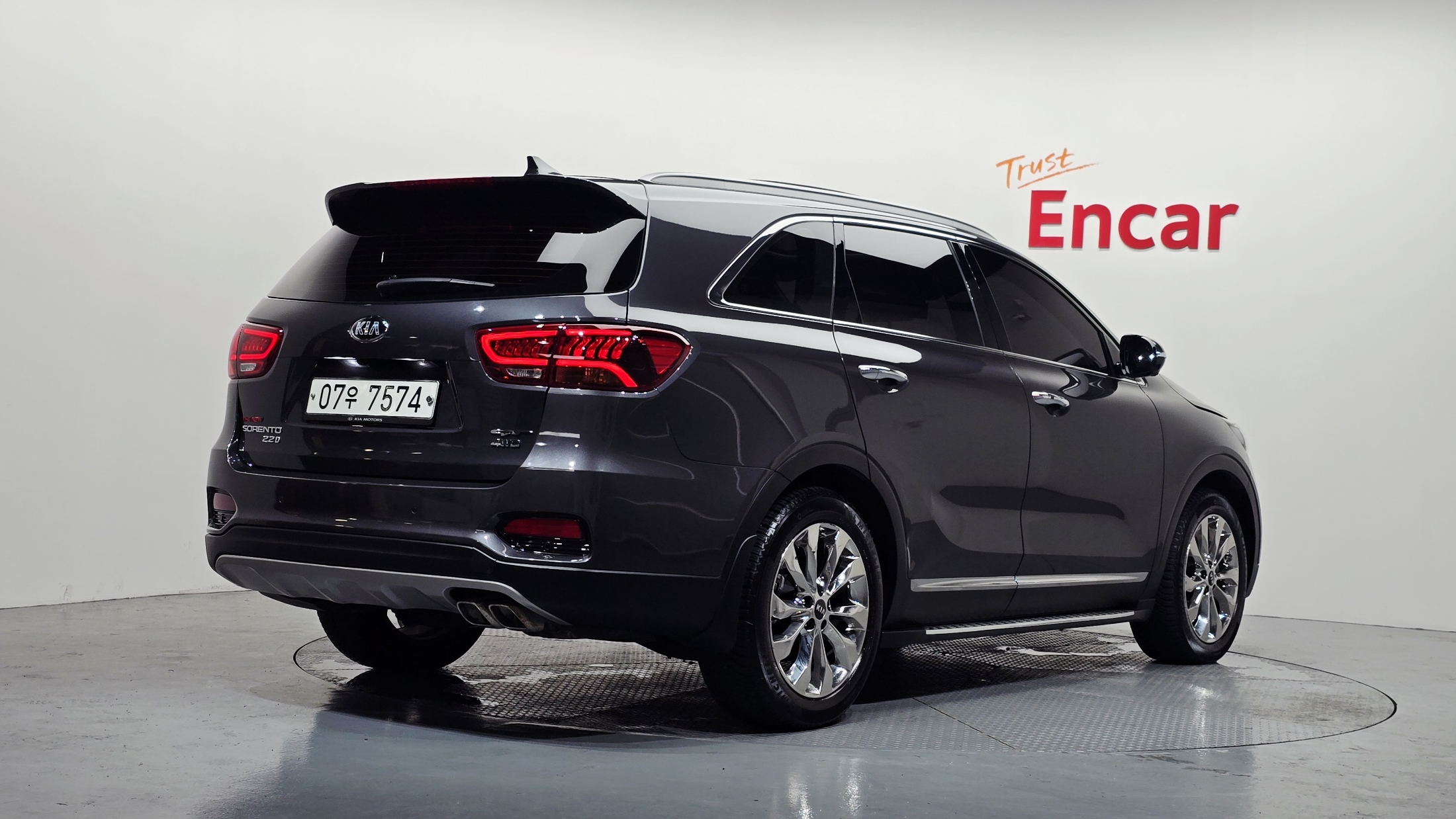 KIA SORENTO photo 2