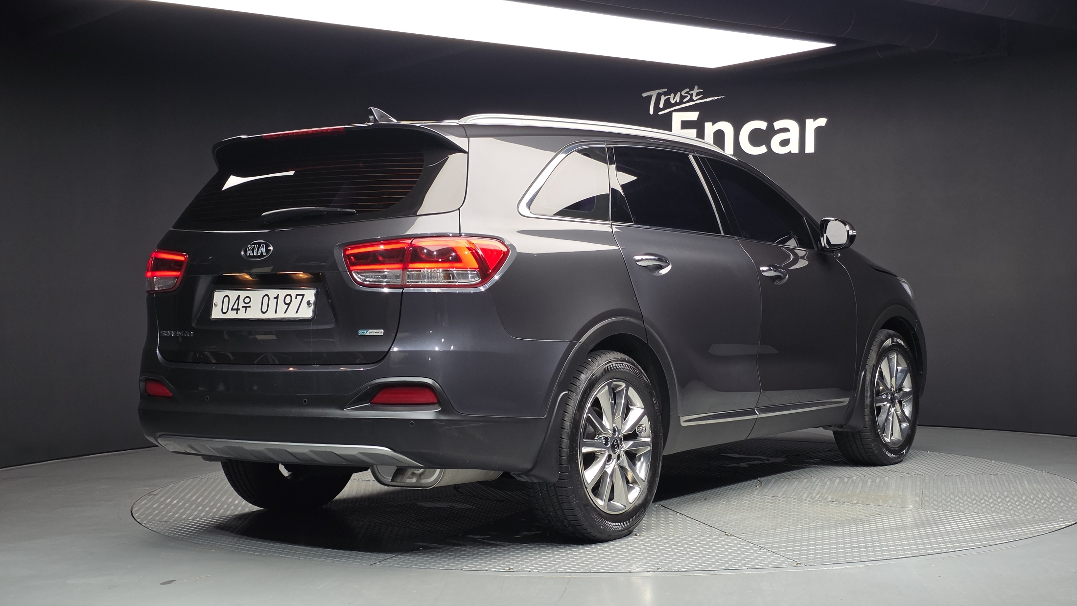 KIA SORENTO photo 2