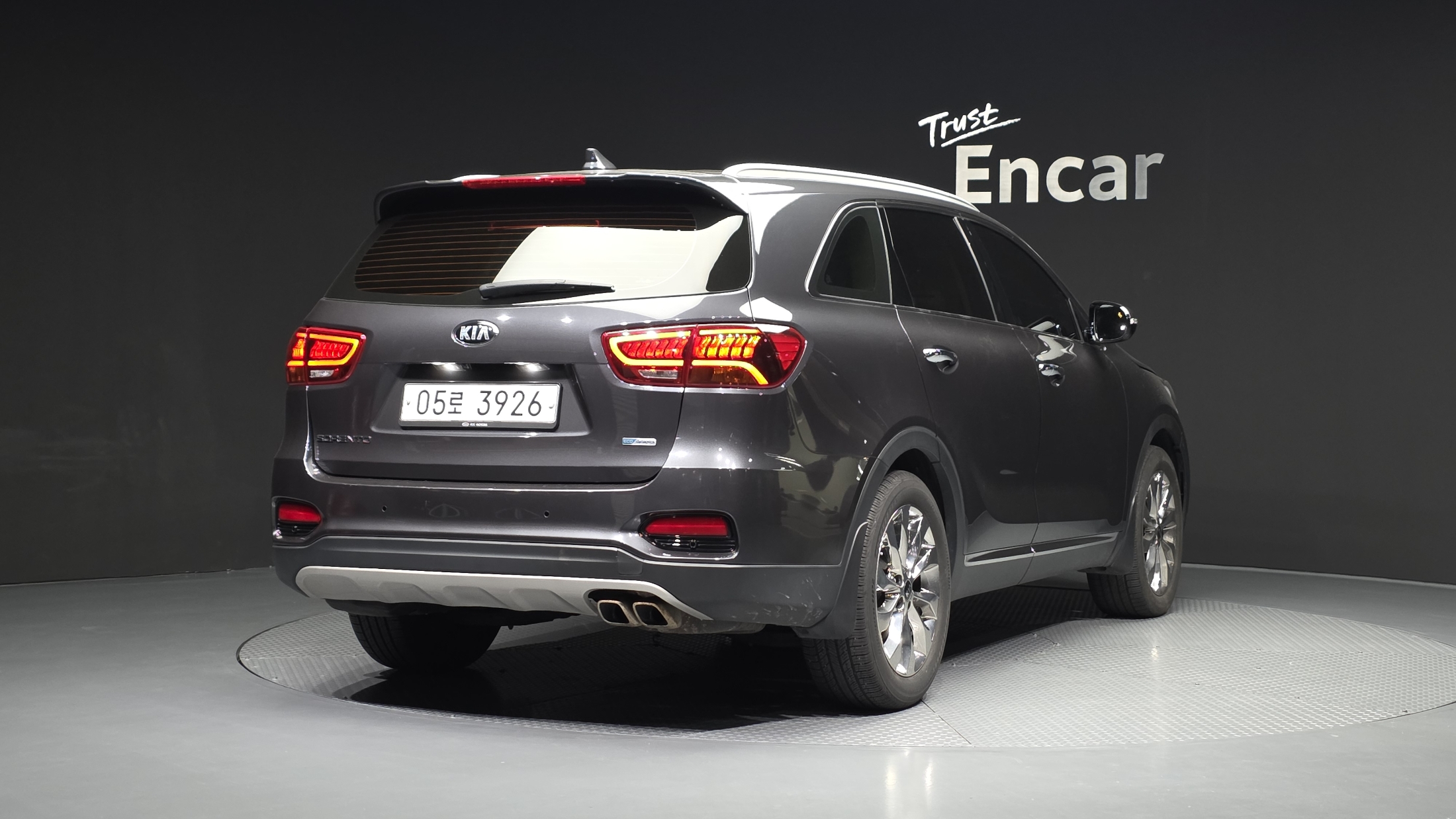 KIA SORENTO photo 2