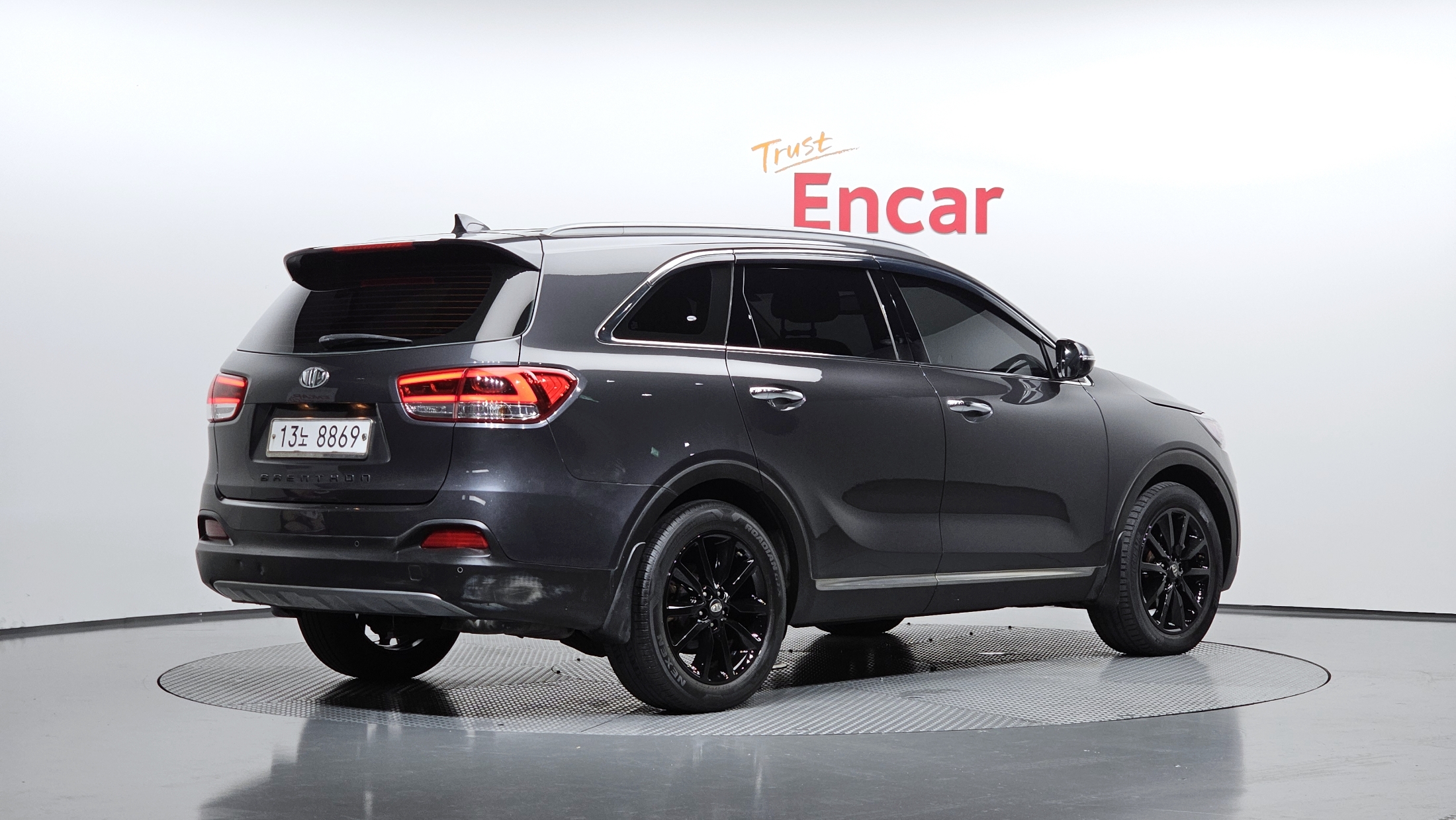 KIA SORENTO photo 2