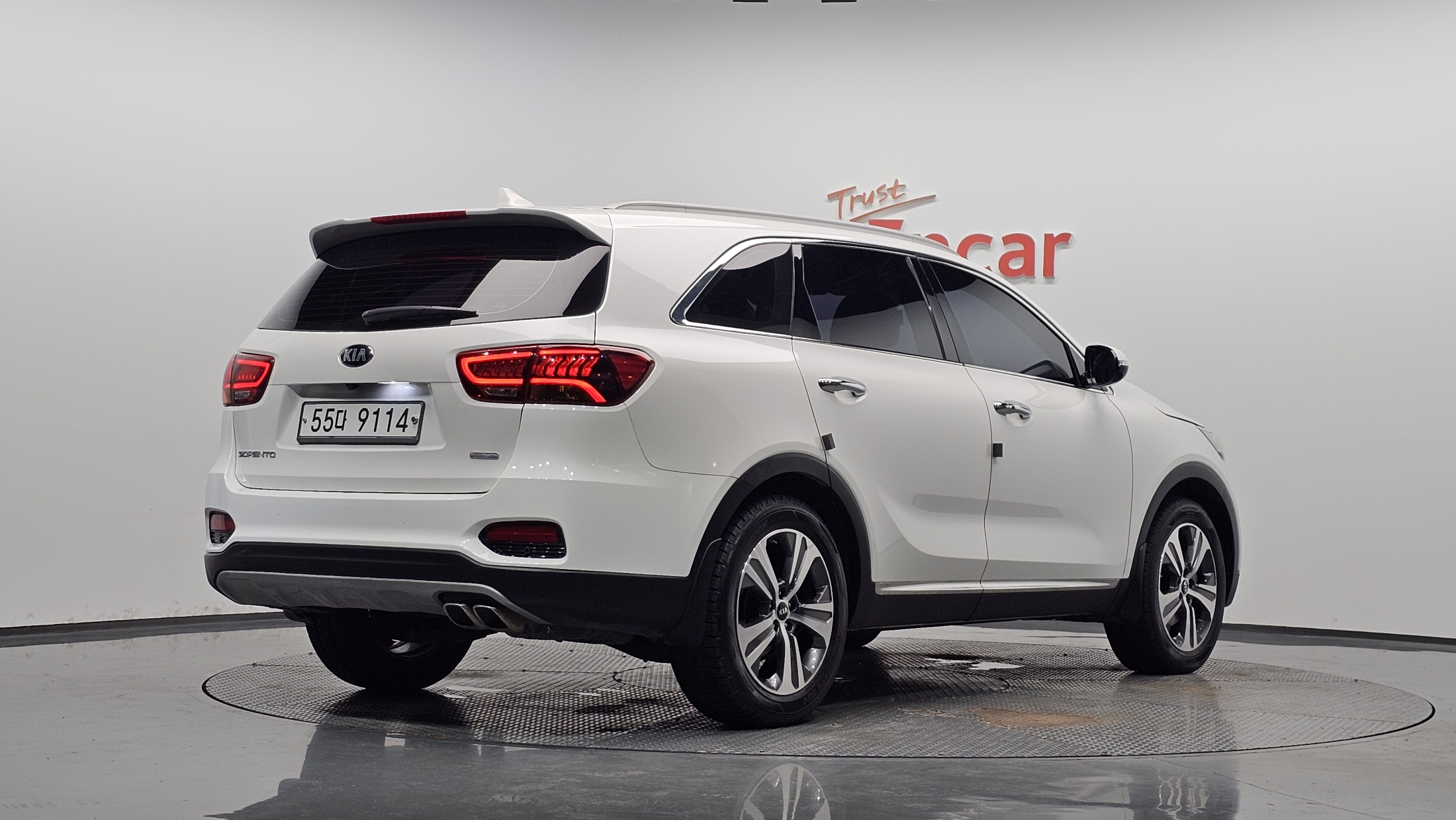 KIA SORENTO photo 2