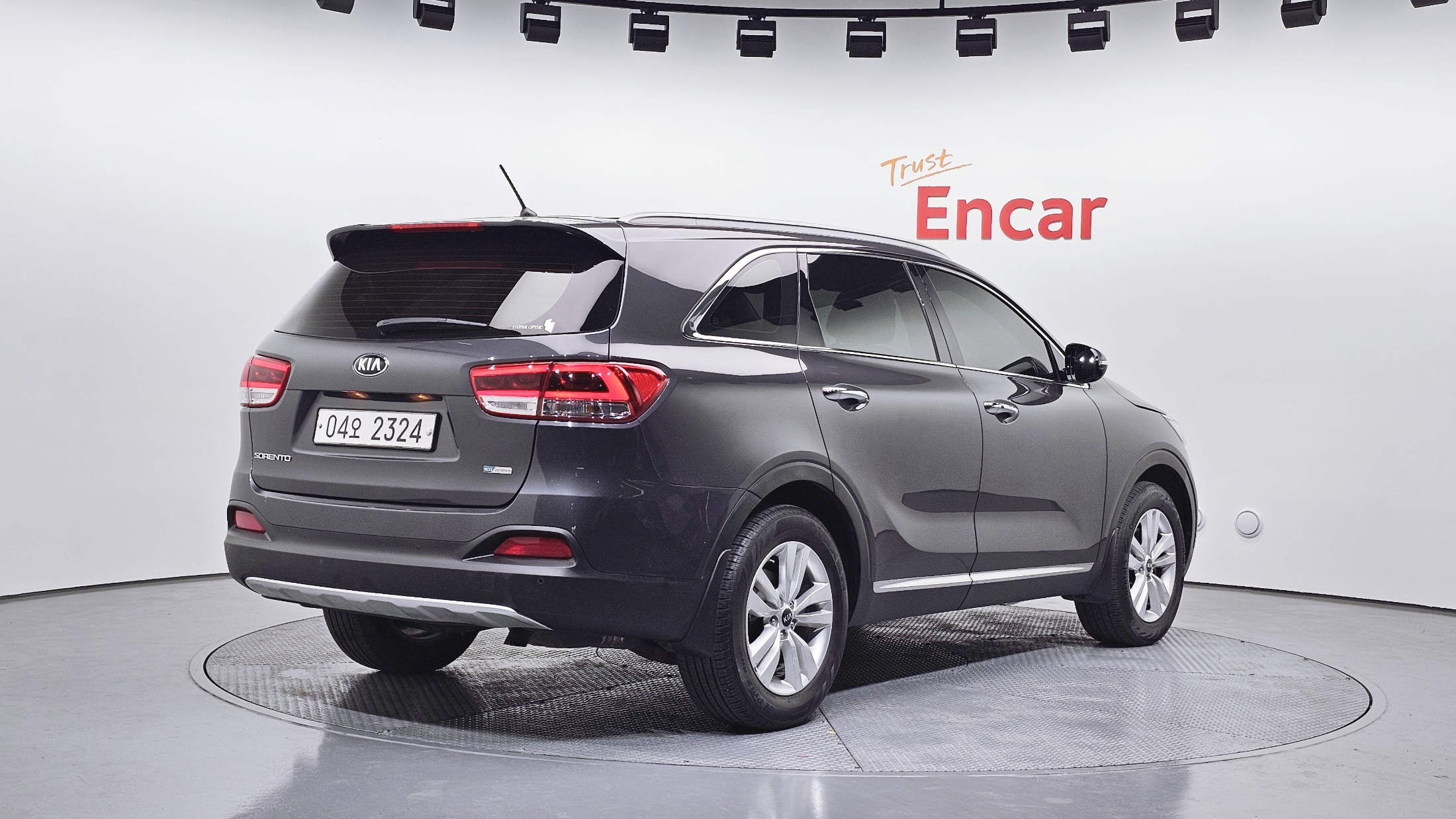 KIA SORENTO photo 2